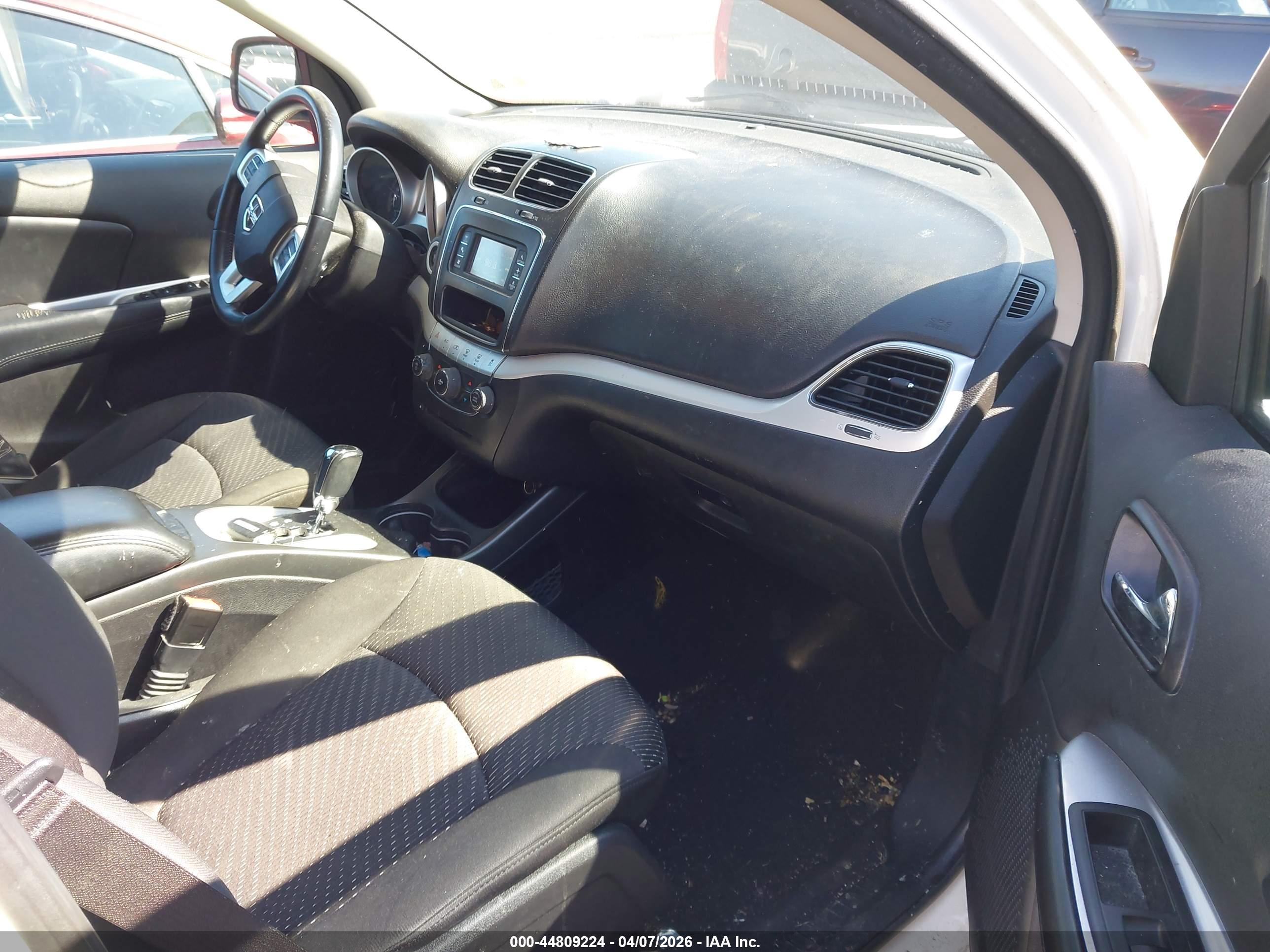 DODGE JOURNEY image 5