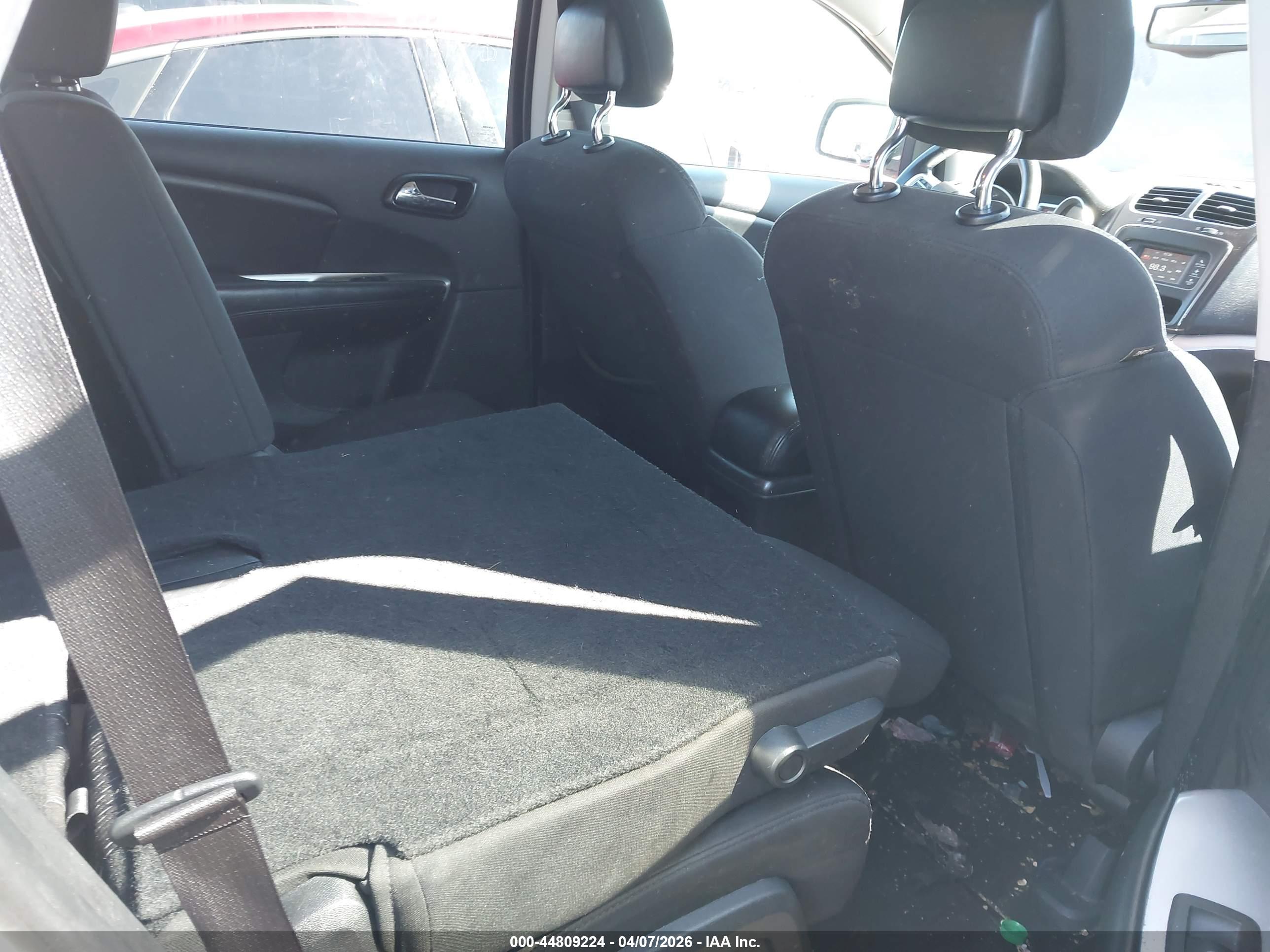 DODGE JOURNEY image 8