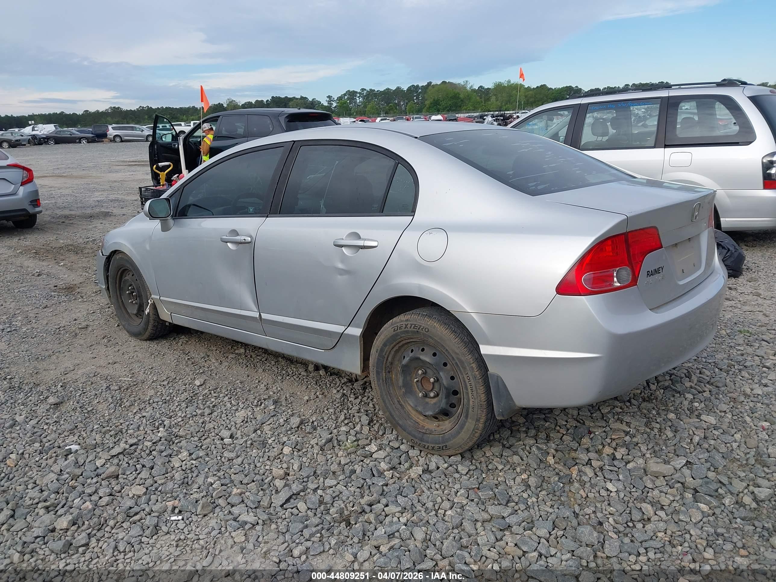 HONDA CIVIC image 3