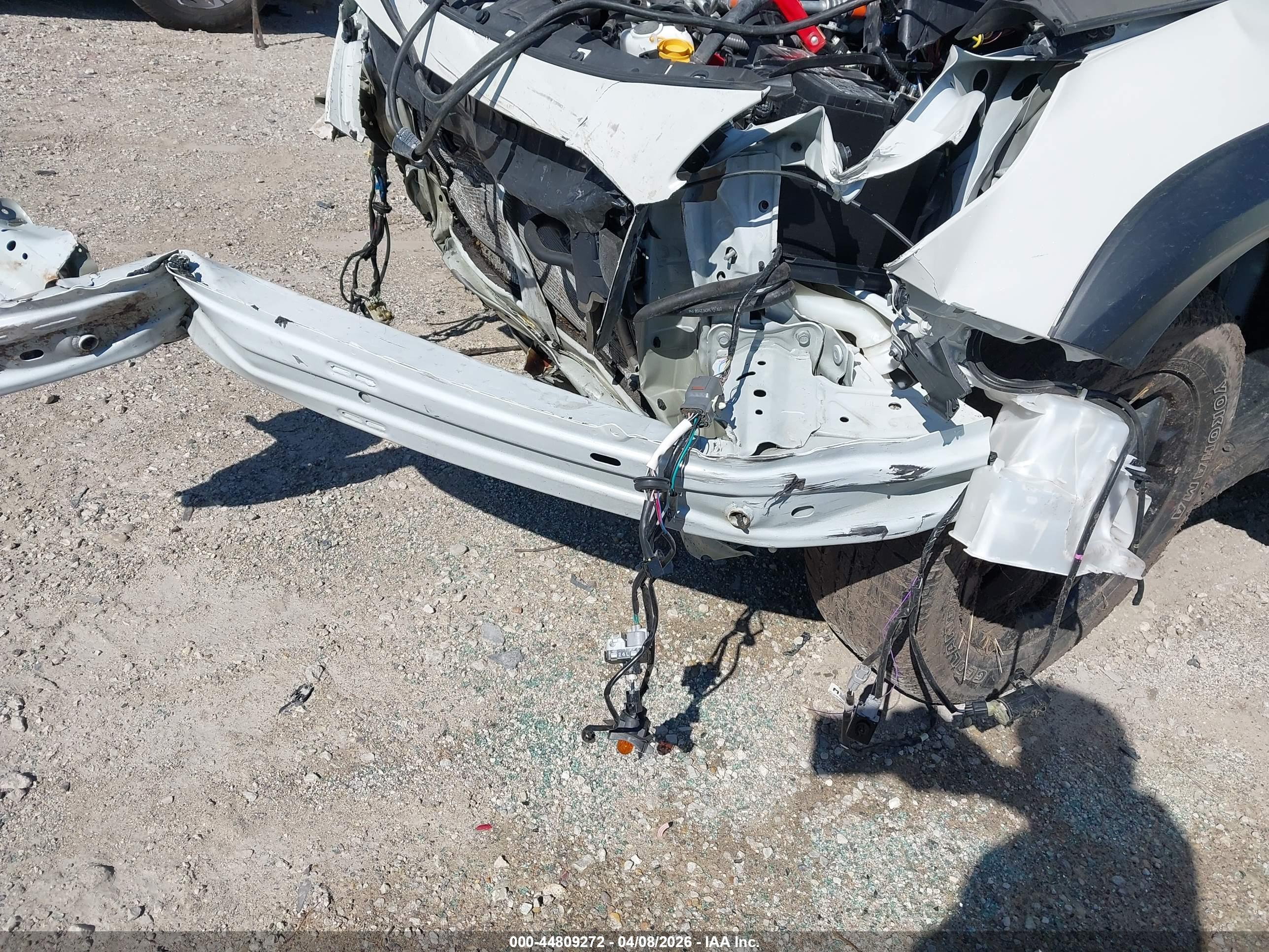 SUBARU OUTBACK image 6