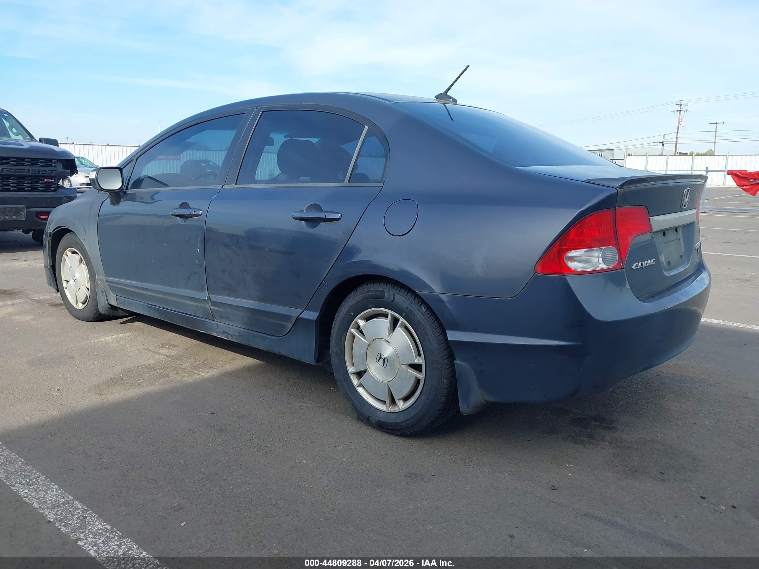 HONDA CIVIC image 3