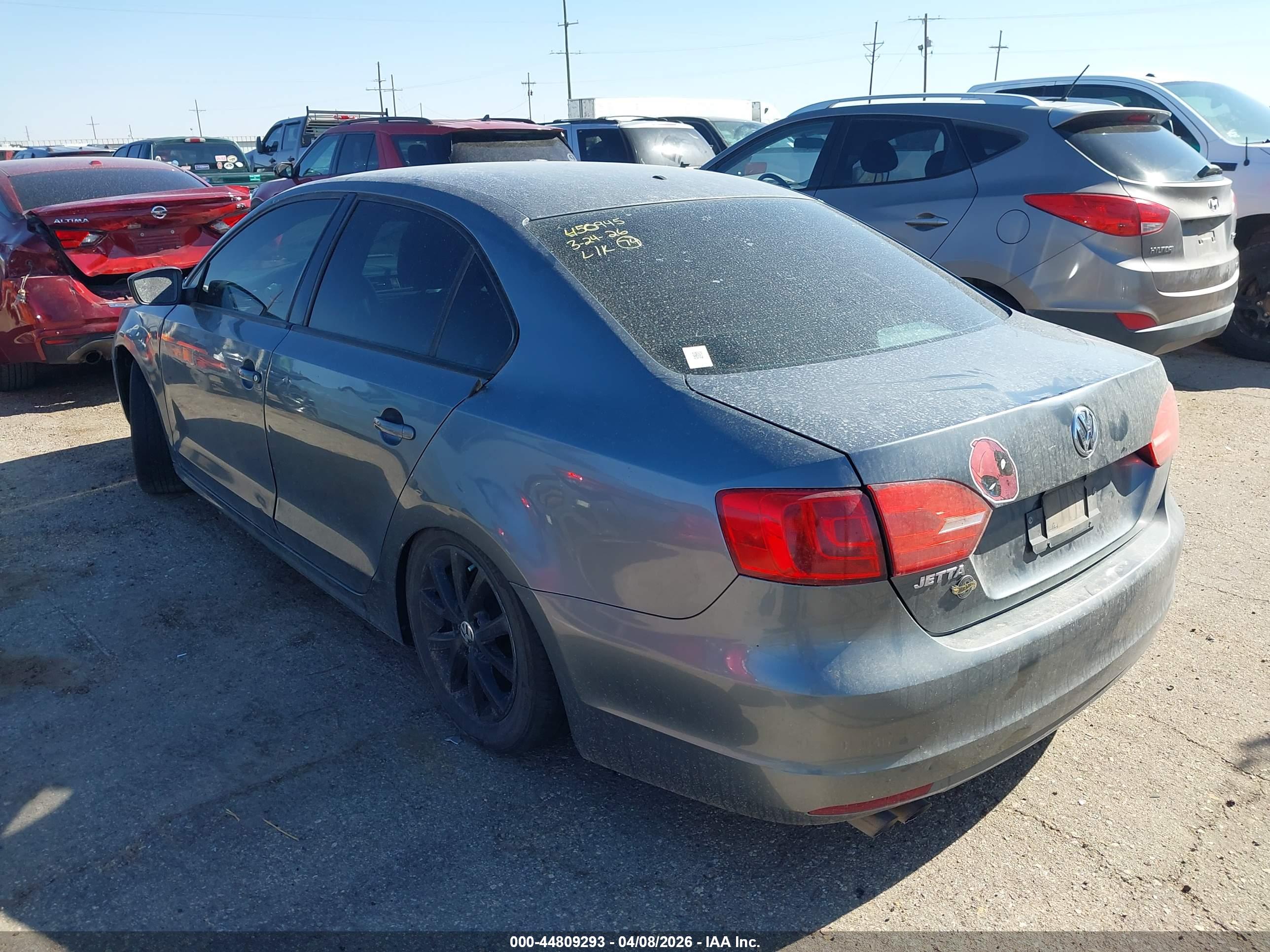 VOLKSWAGEN JETTA image 3