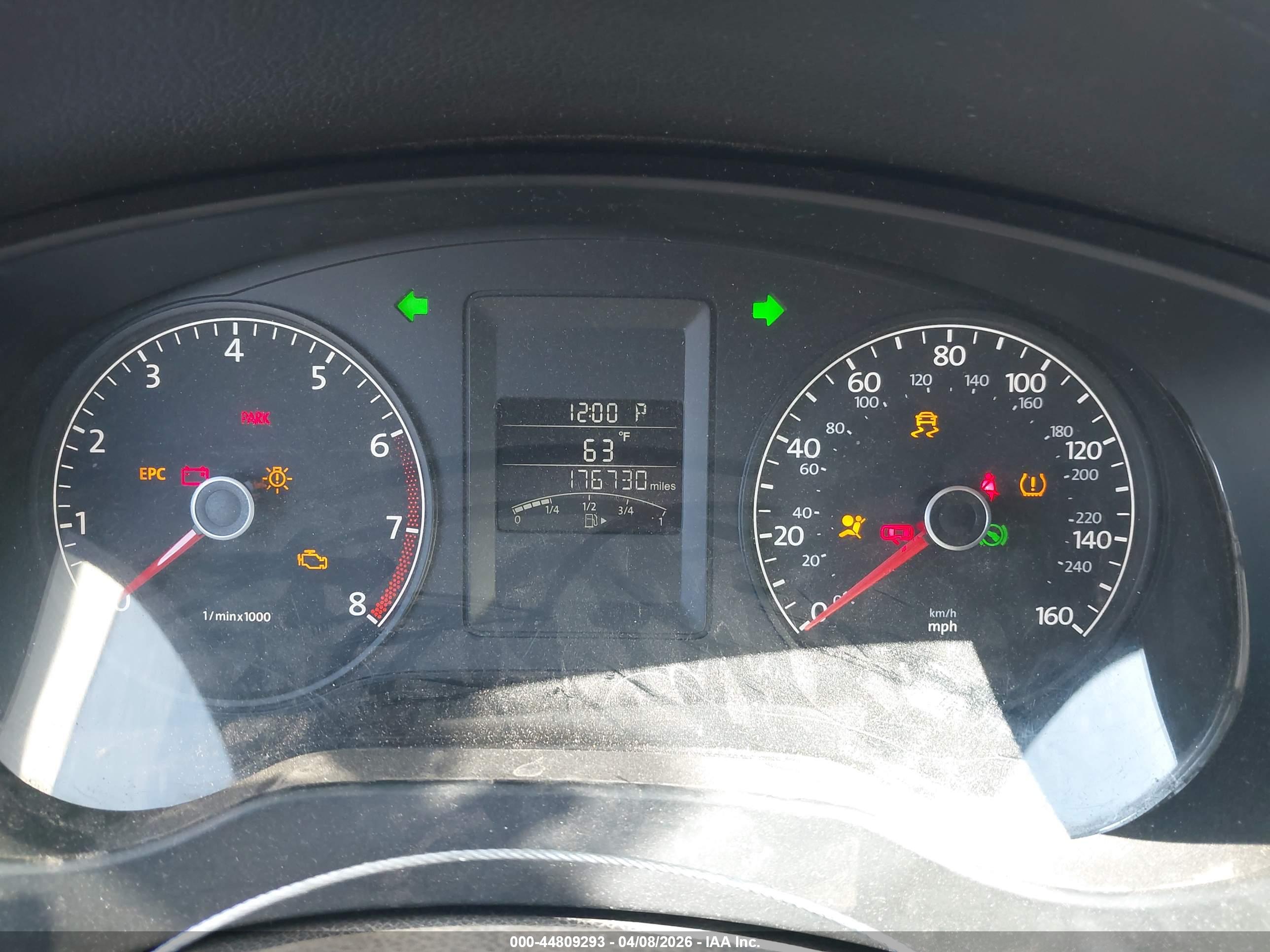 VOLKSWAGEN JETTA image 7