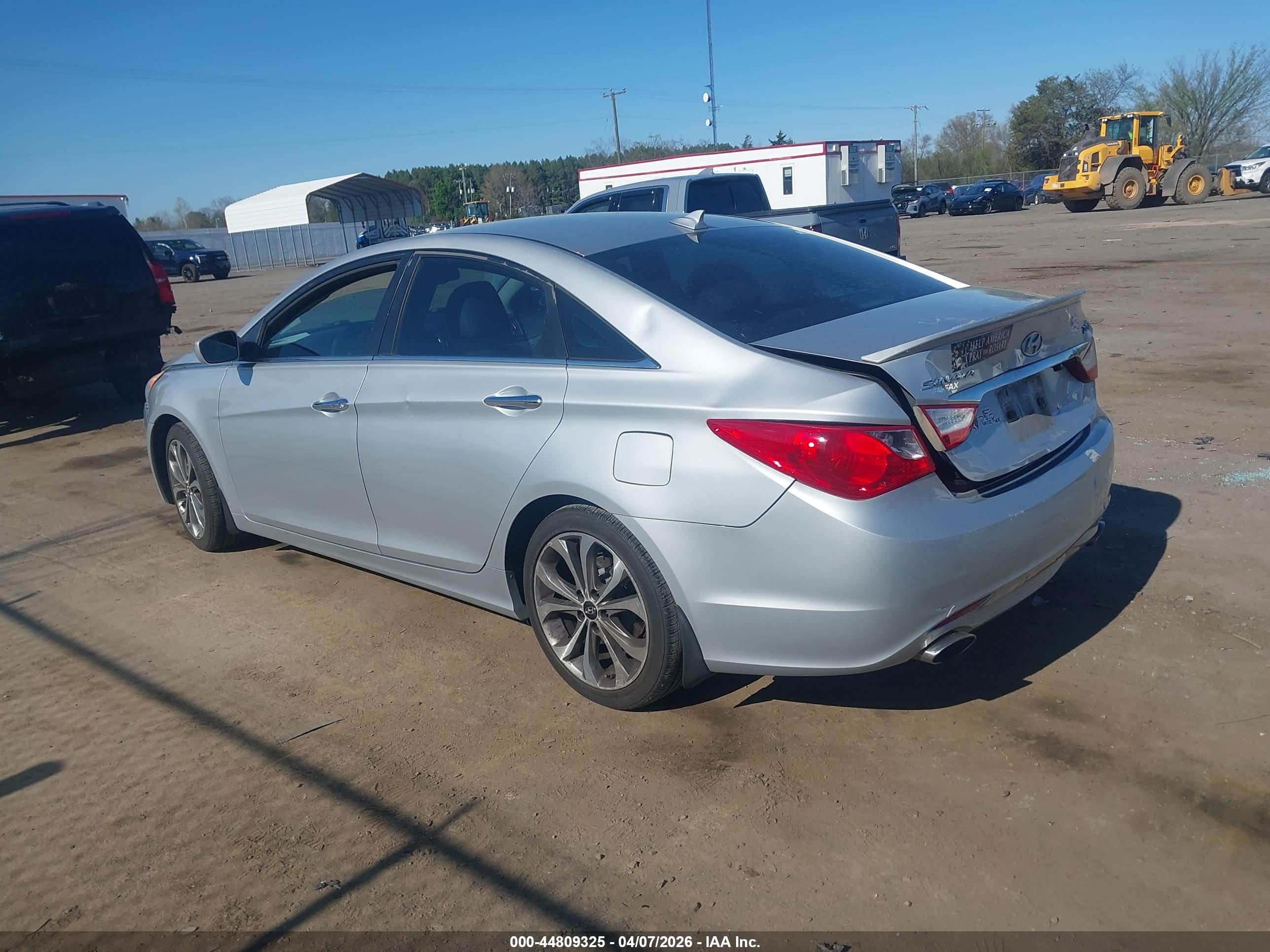 HYUNDAI SONATA image 3