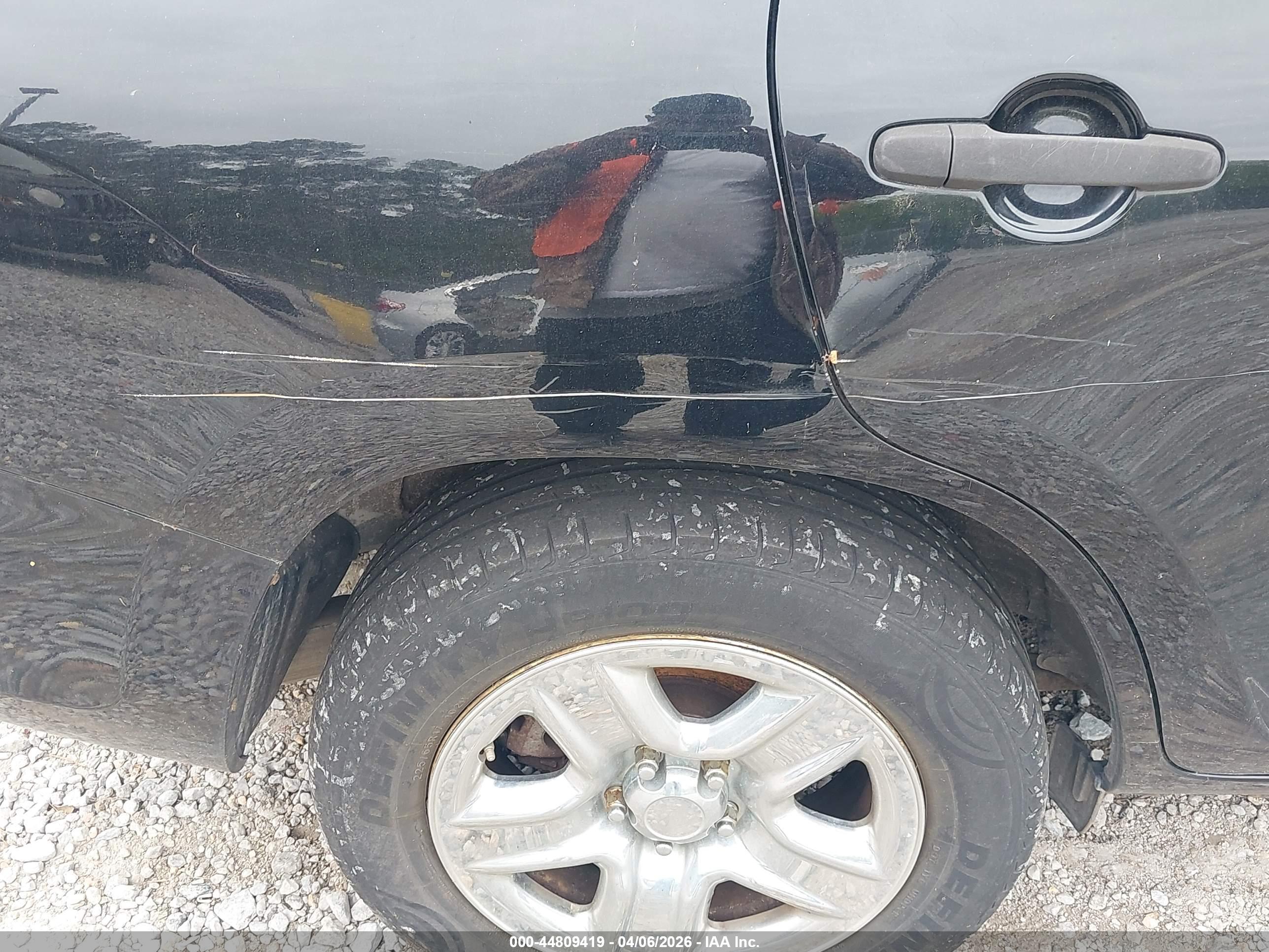 TOYOTA RAV4 image 6