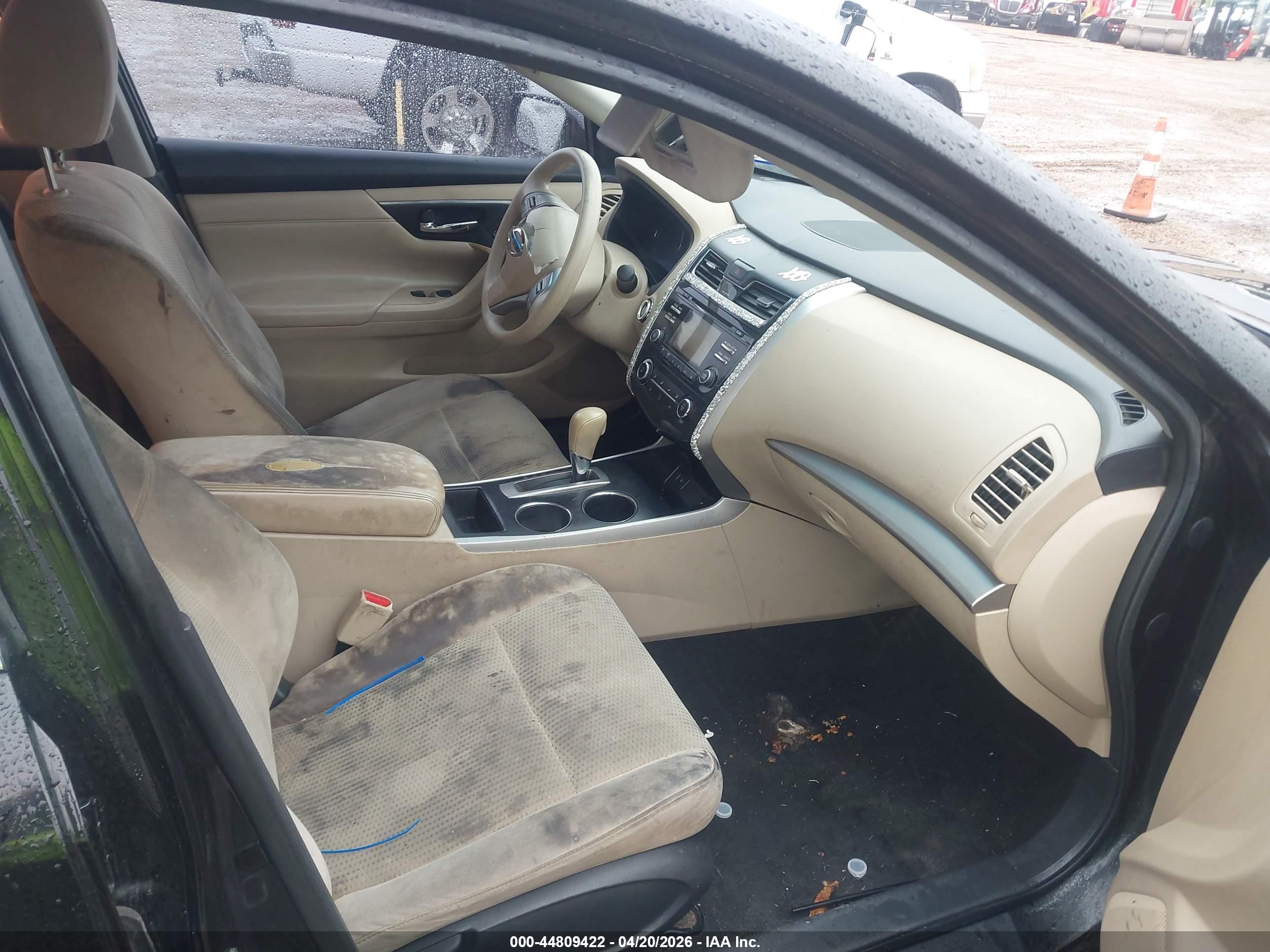 NISSAN ALTIMA image 5