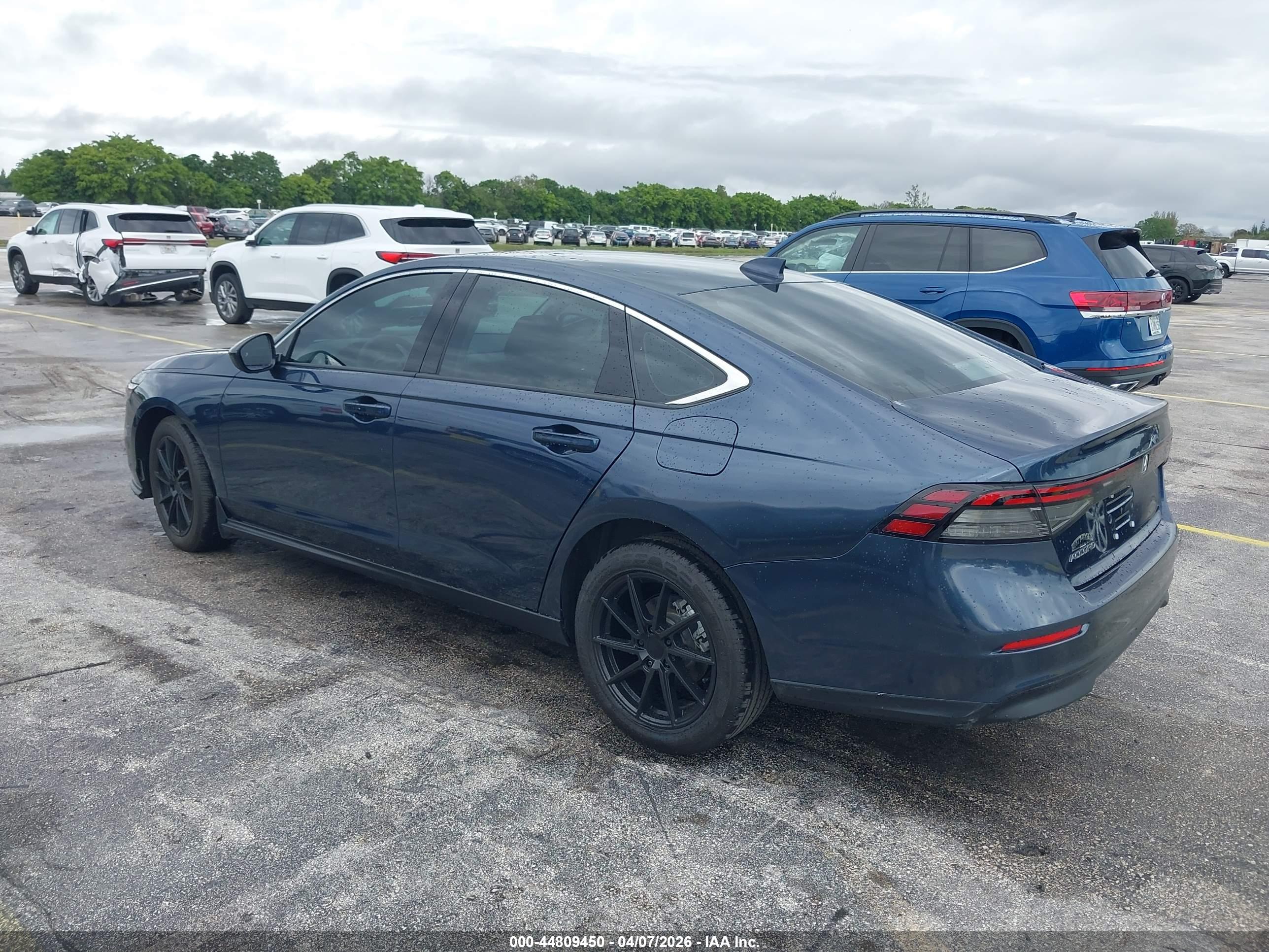 HONDA ACCORD image 3