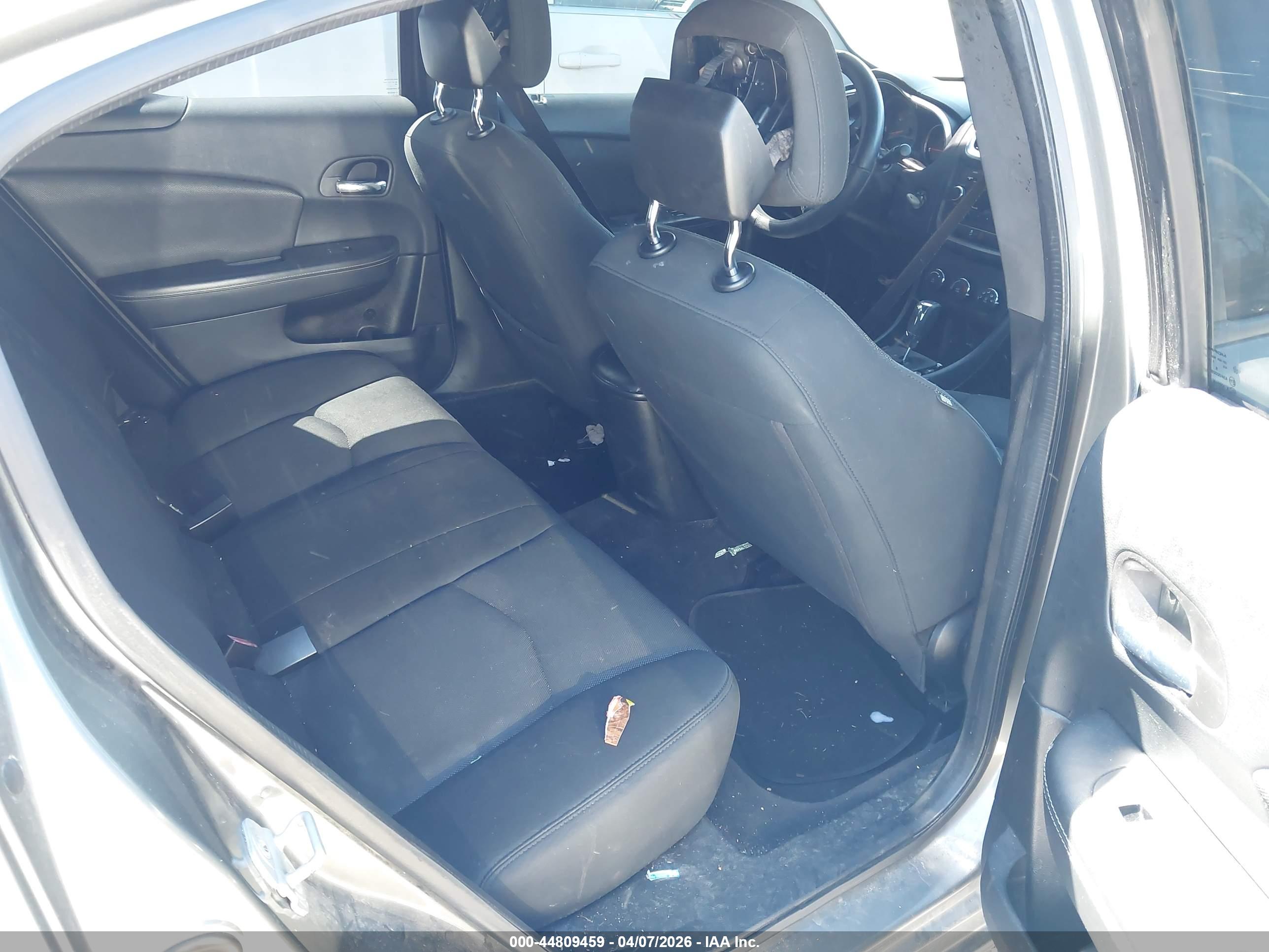 DODGE AVENGER image 8