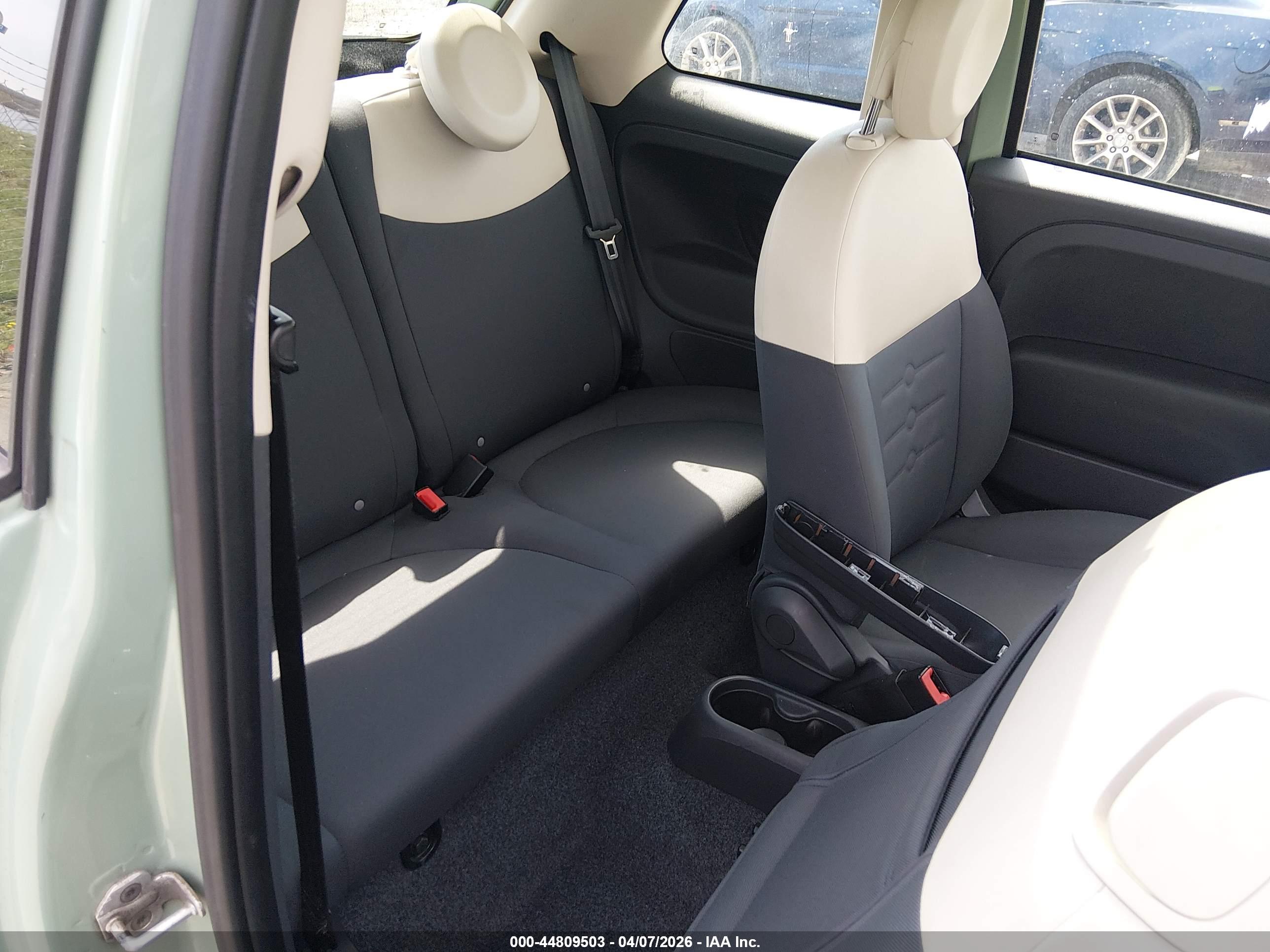 FIAT 500 image 8