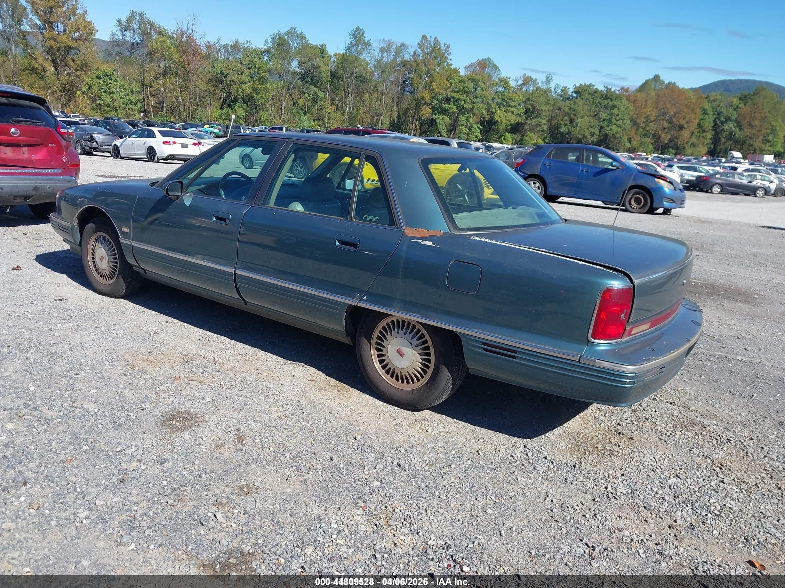 OLDSMOBILE 98 image 3