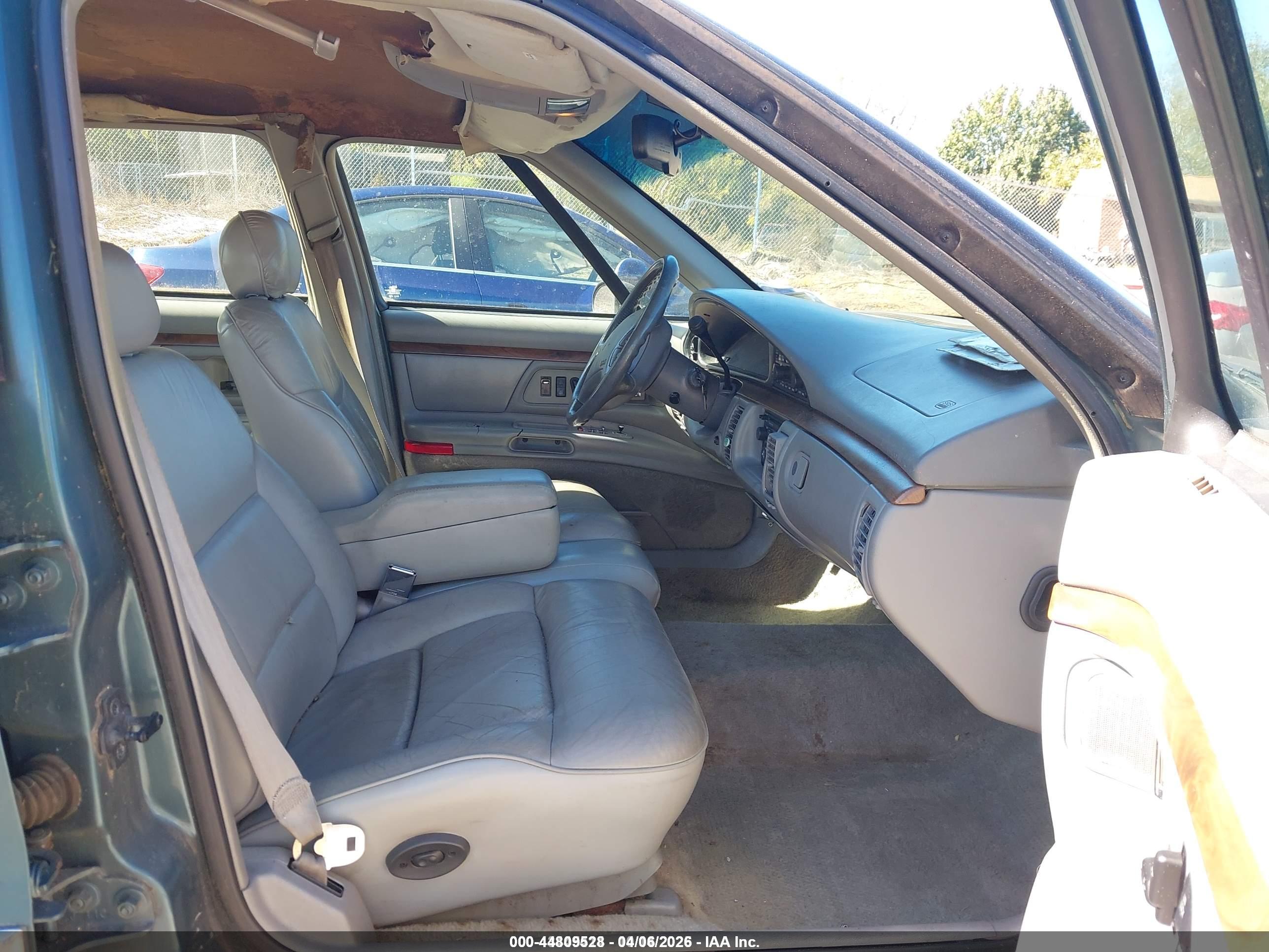OLDSMOBILE 98 image 5