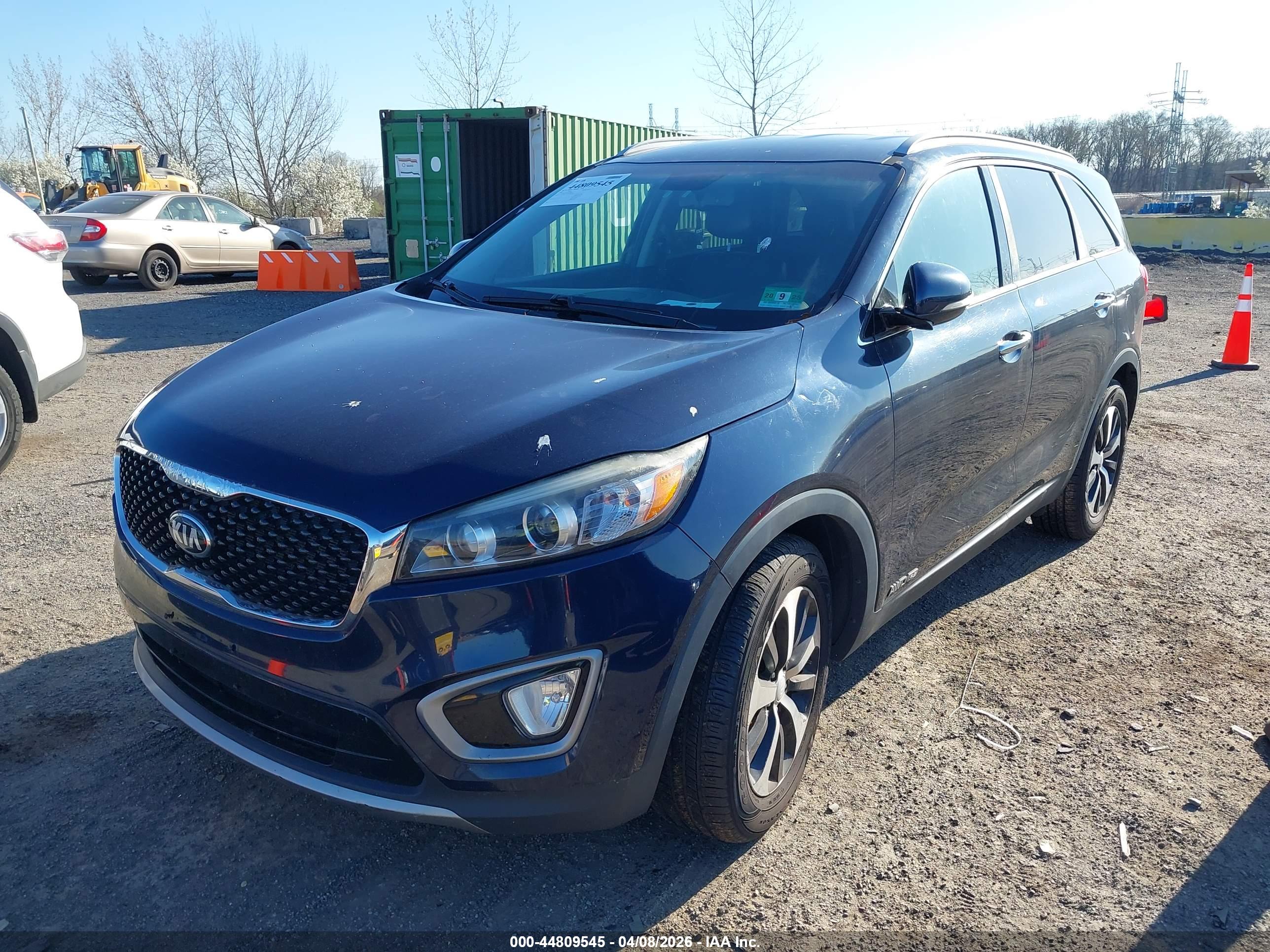 KIA SORENTO image 6