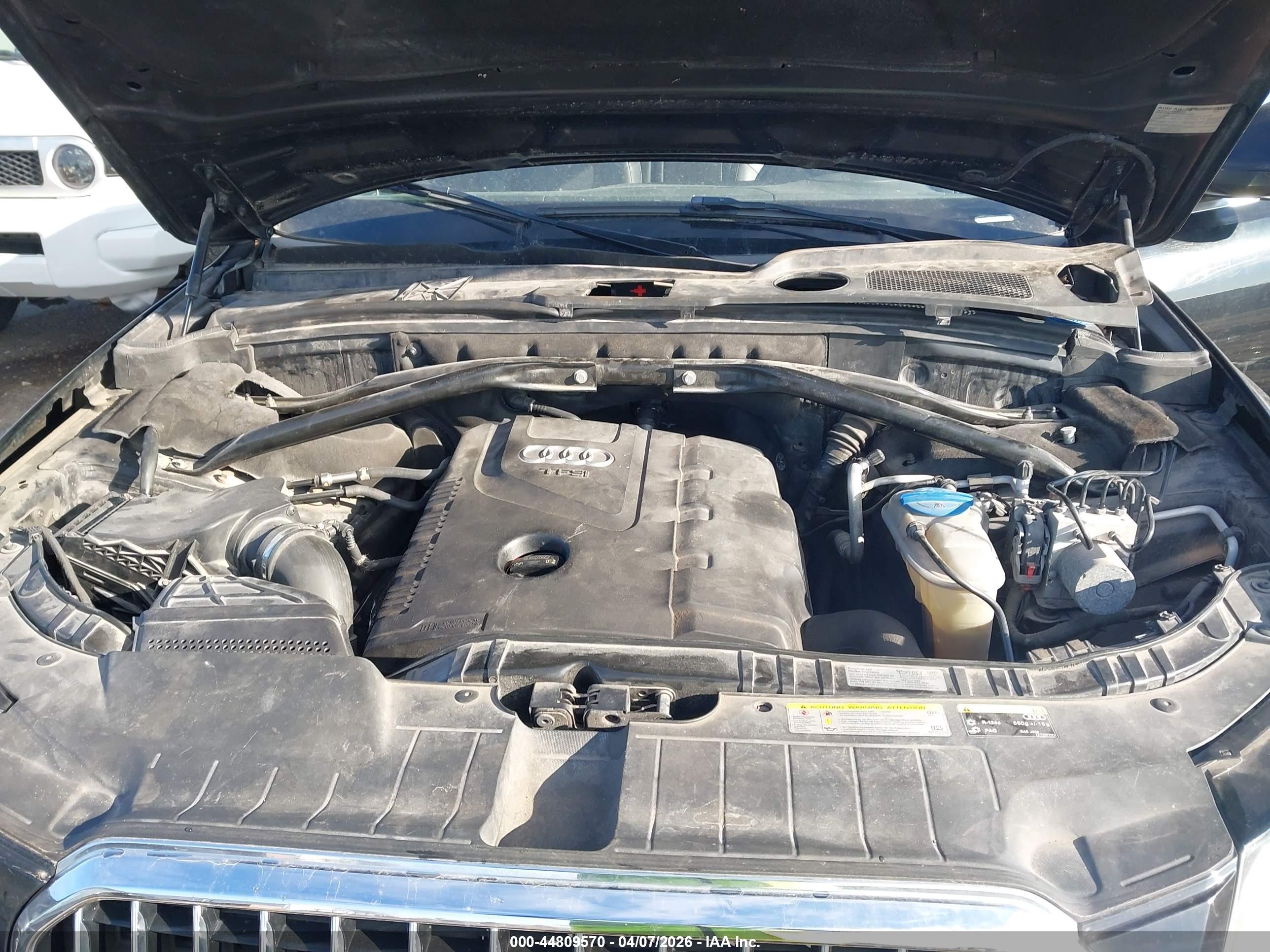 AUDI Q5 image 10