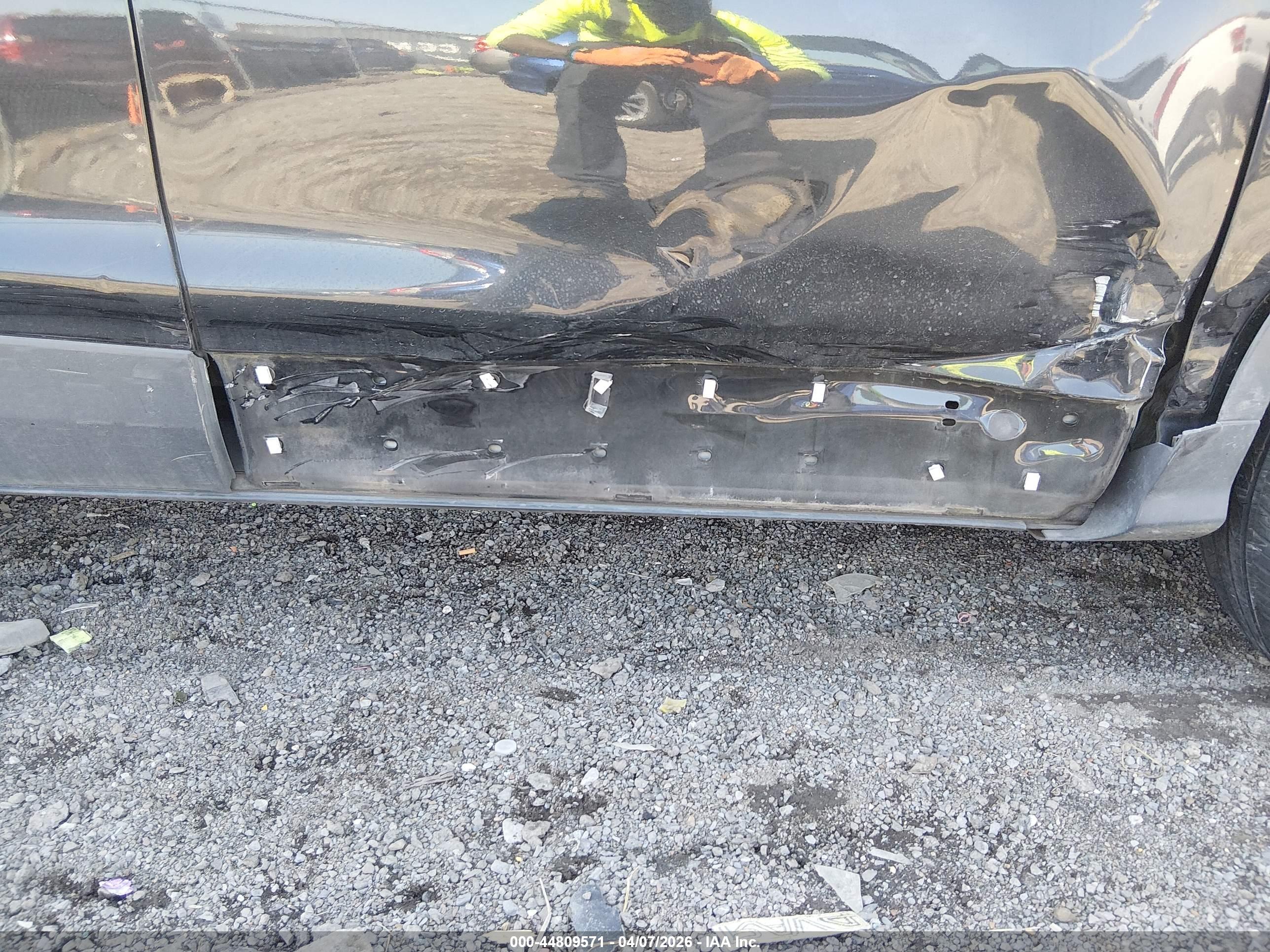 FORD ESCAPE image 6