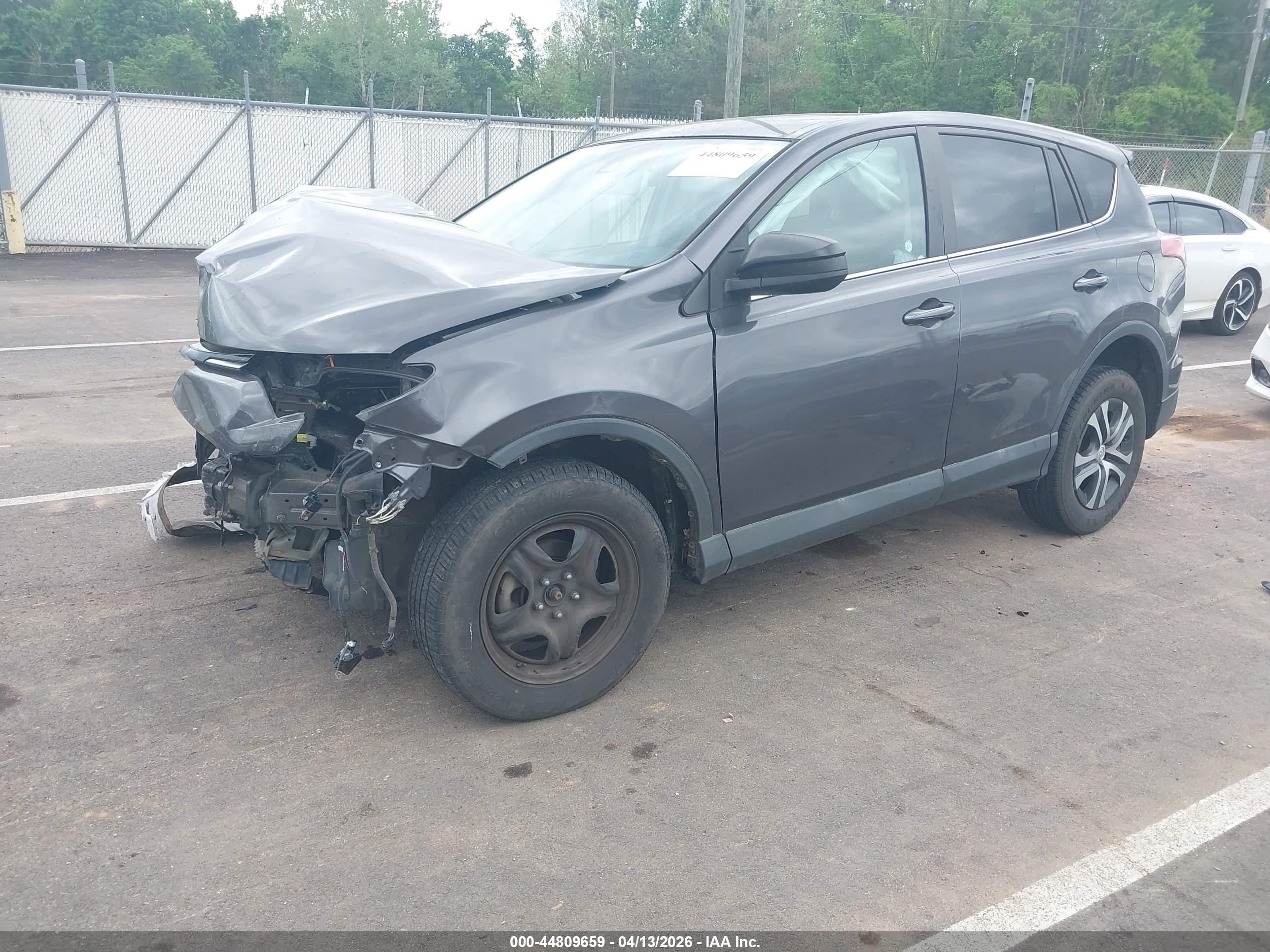 TOYOTA RAV4 image 2