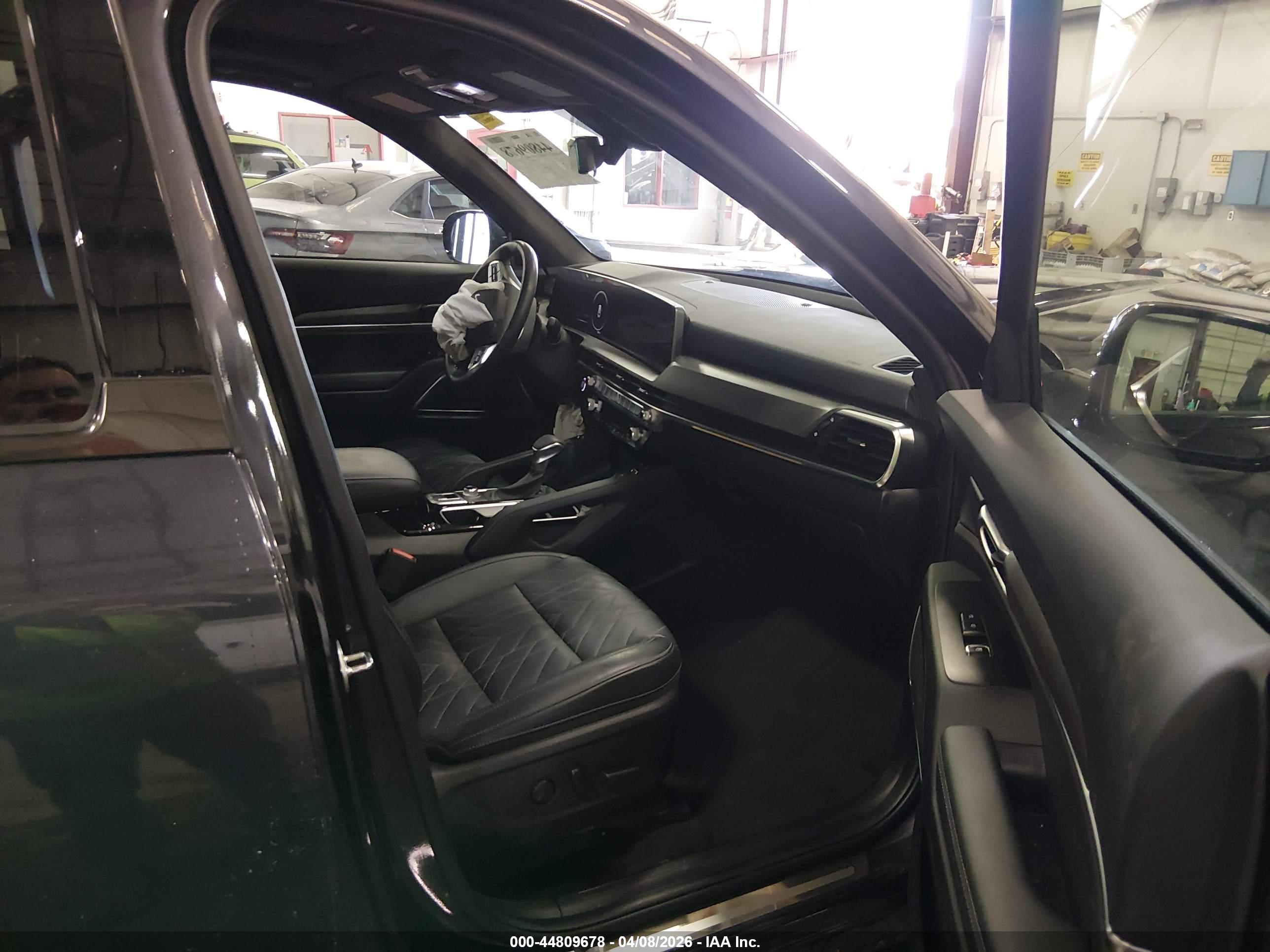 KIA TELLURIDE image 5