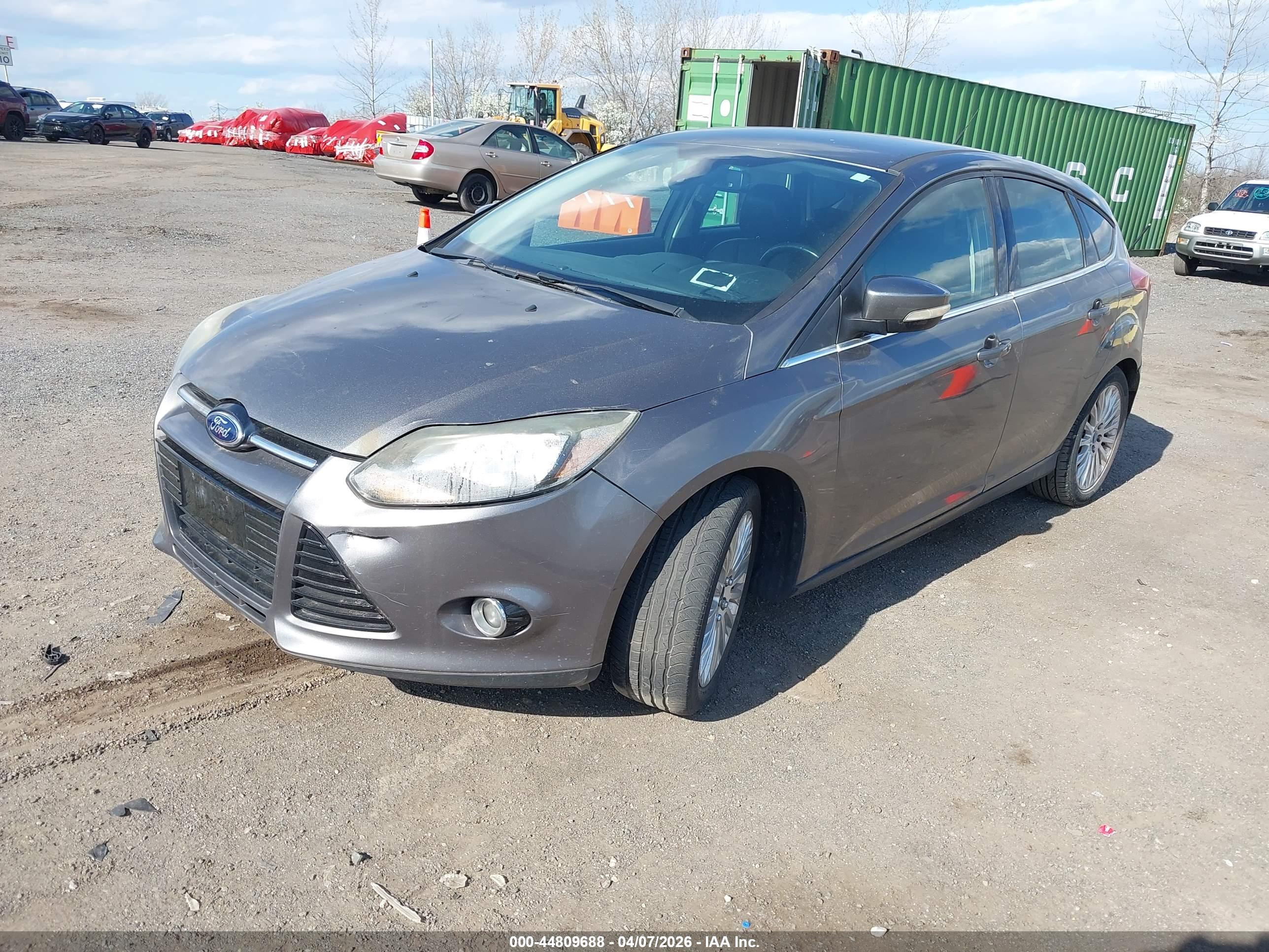 FORD FOCUS image 2