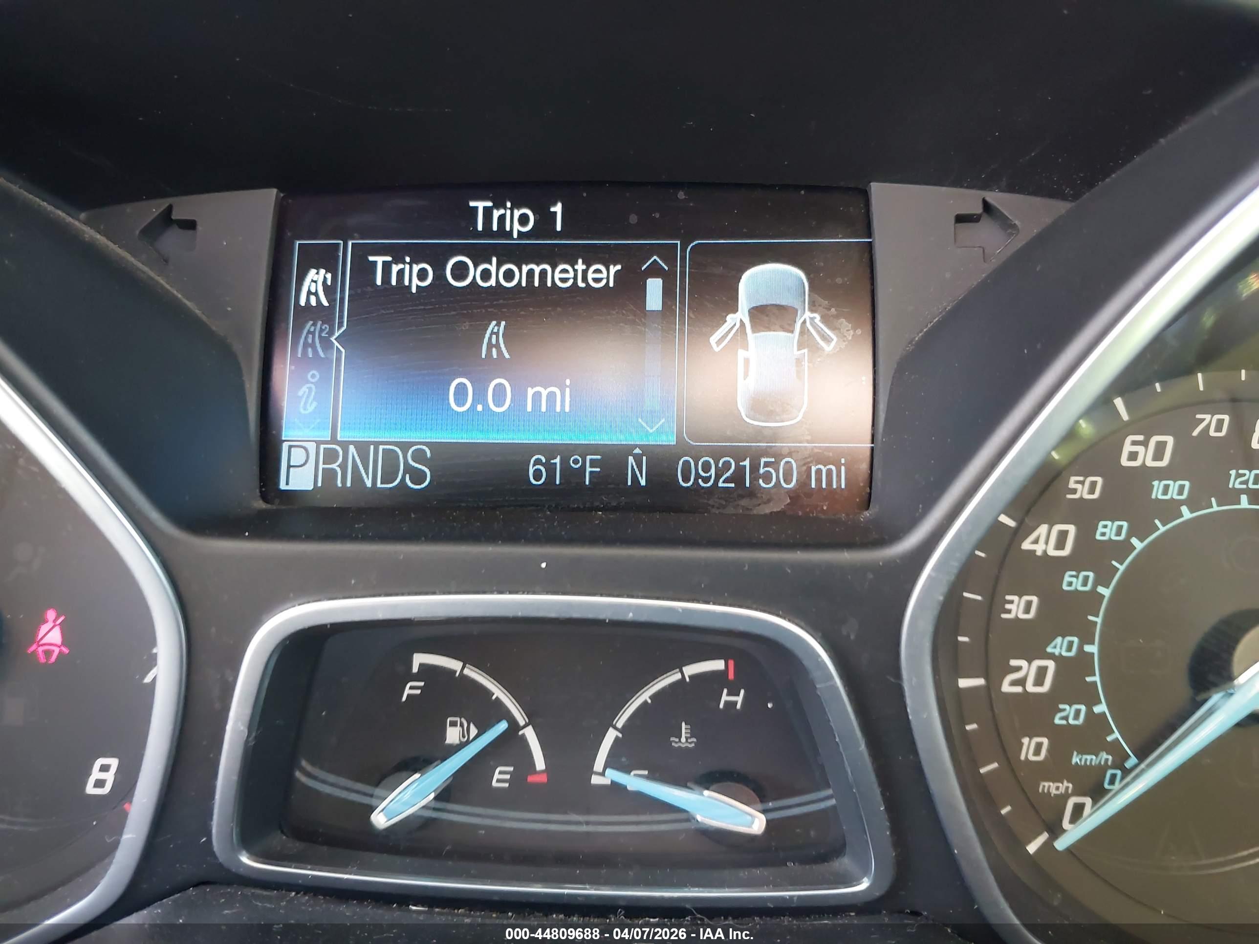 FORD FOCUS image 7