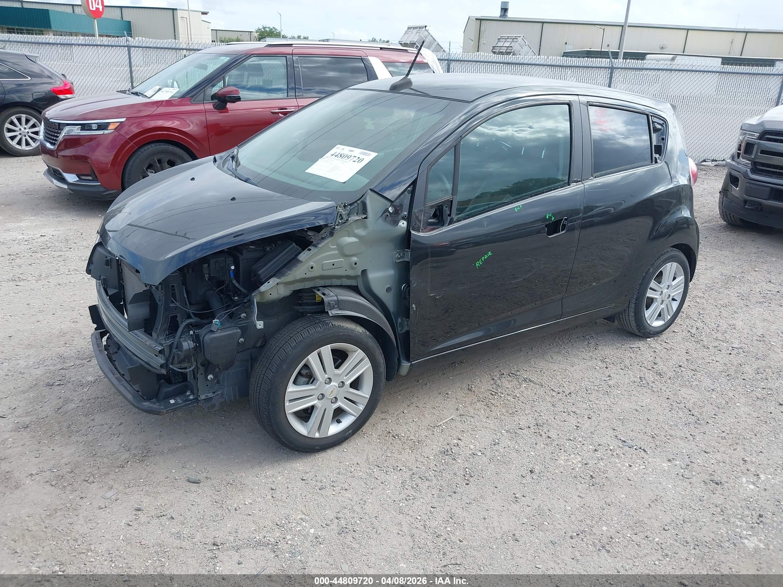 CHEVROLET SPARK image 2