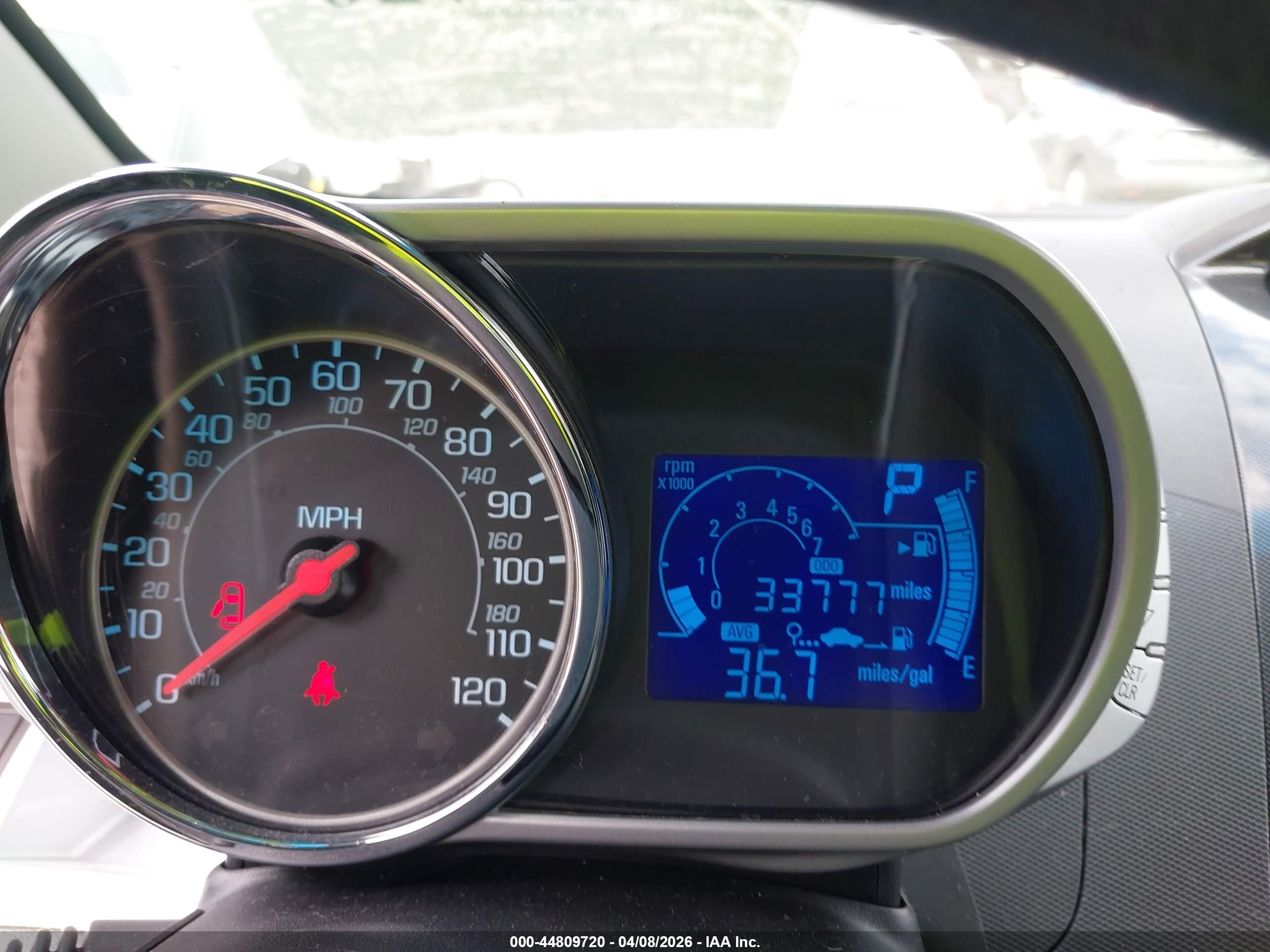 CHEVROLET SPARK image 7