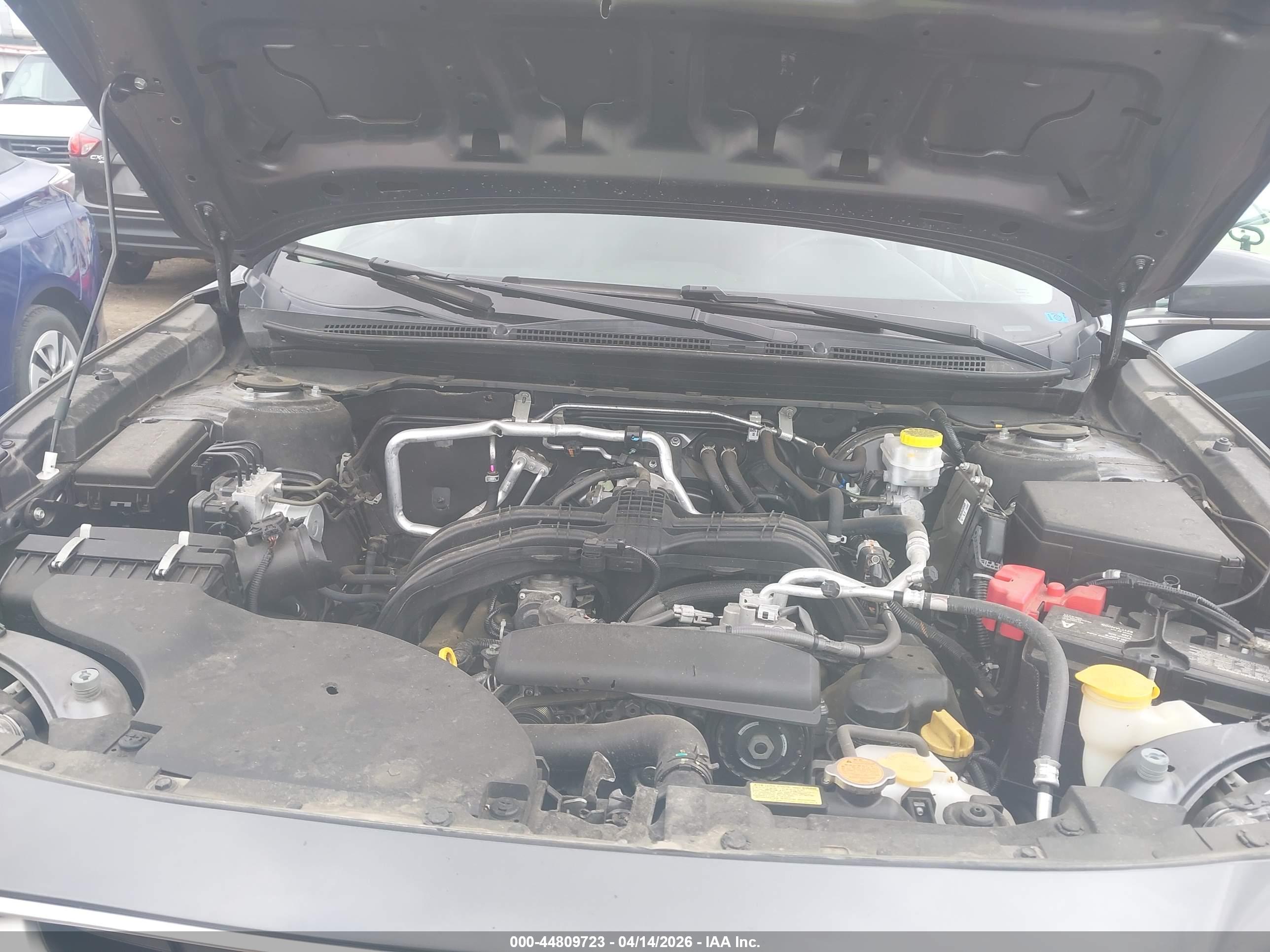 SUBARU OUTBACK image 10