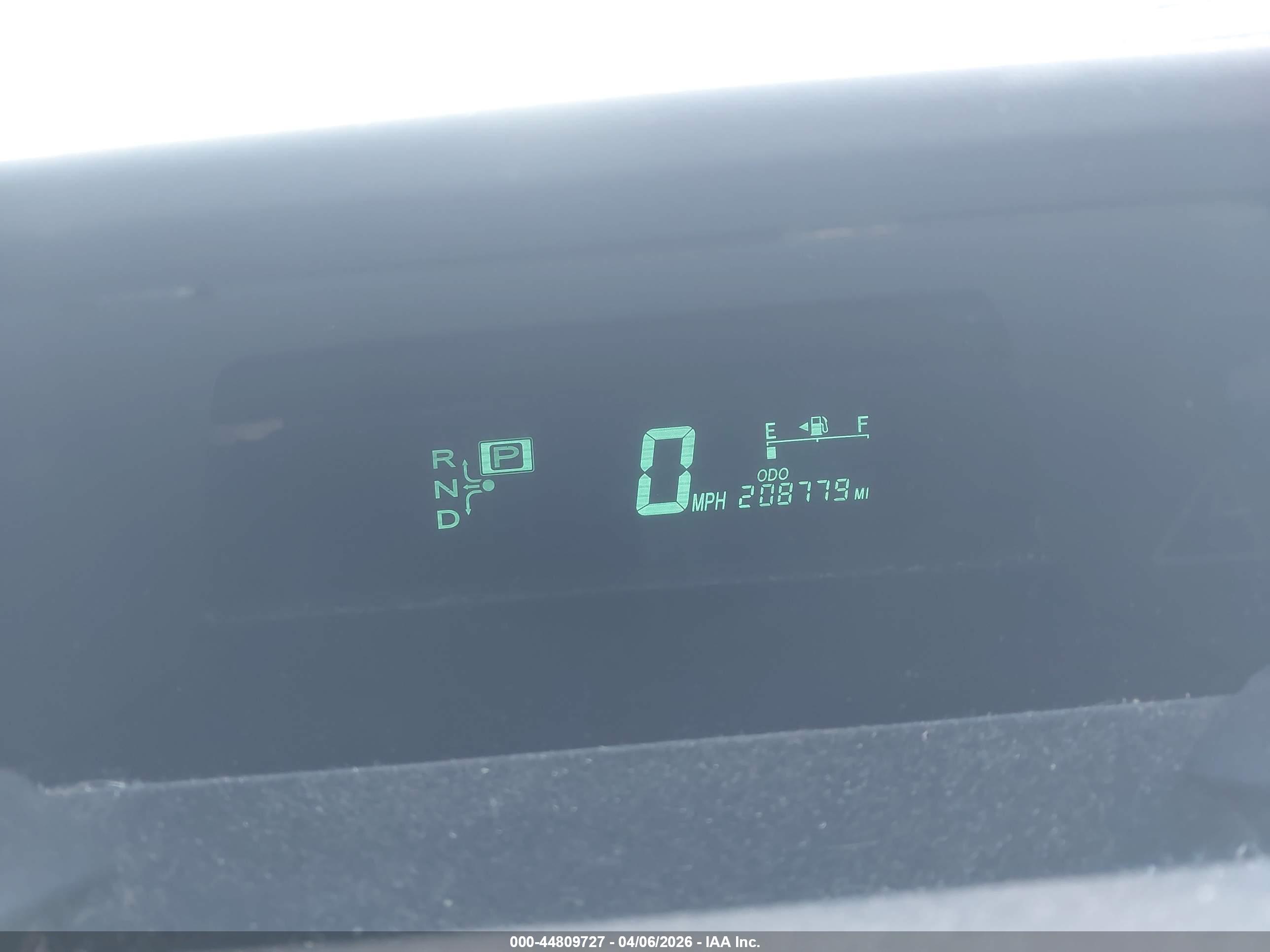 TOYOTA PRIUS image 7