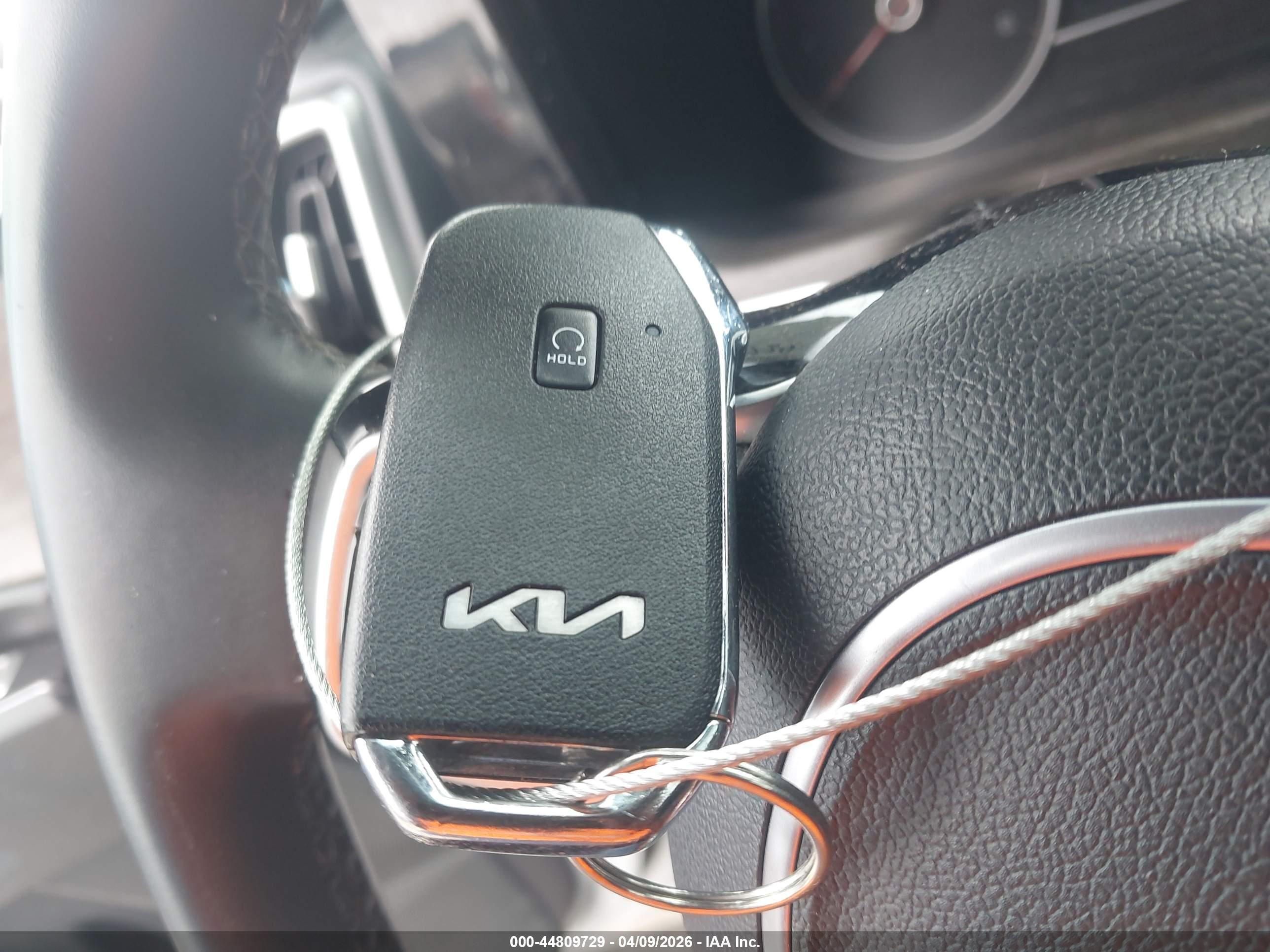 KIA SORENTO image 11