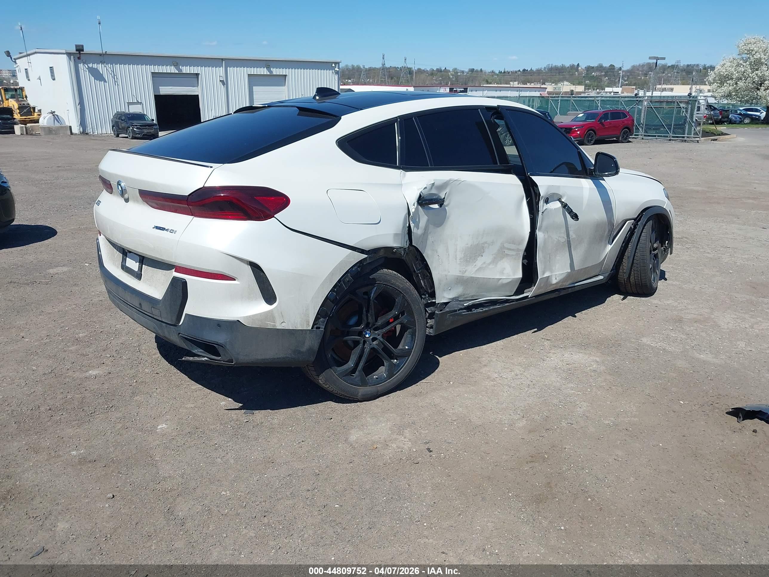 BMW X6 image 4