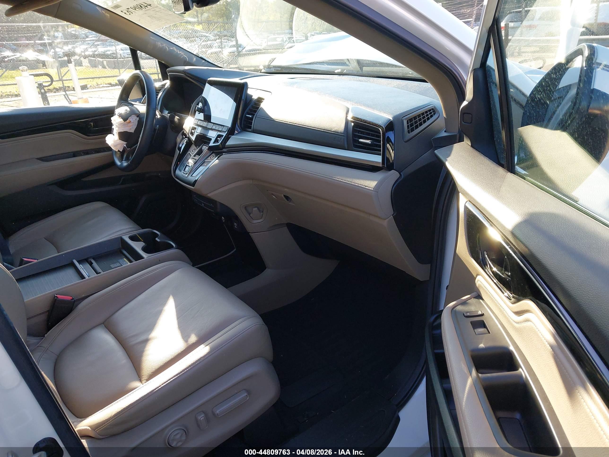 HONDA ODYSSEY image 5