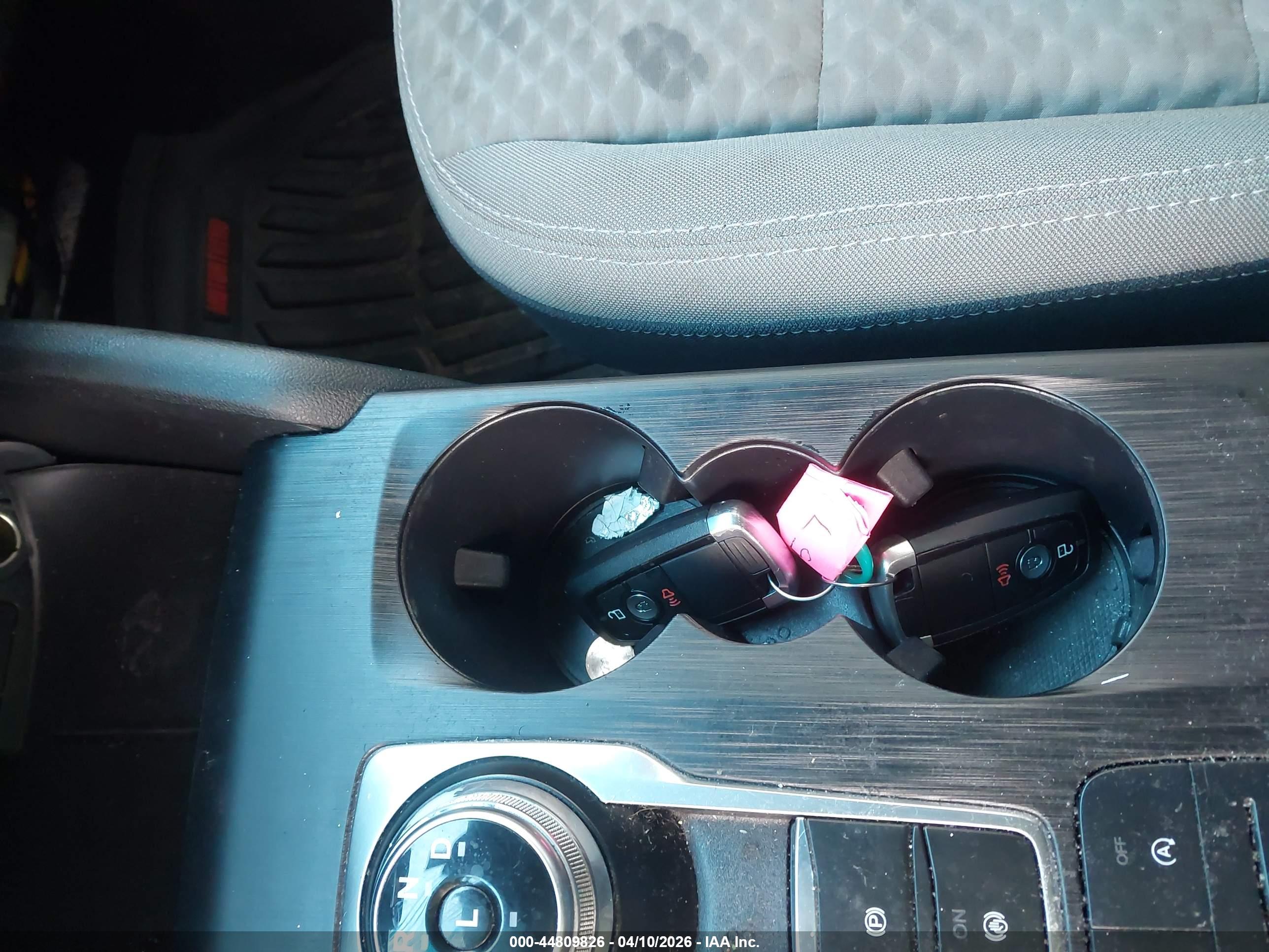 FORD ESCAPE image 11