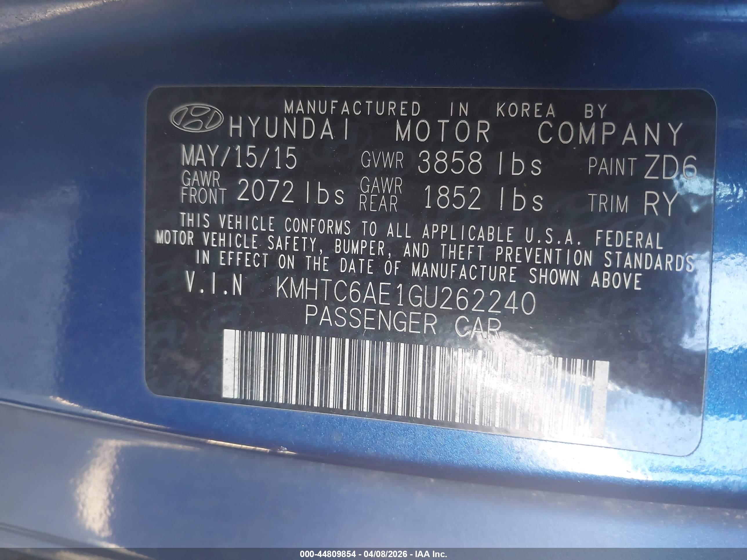 HYUNDAI VELOSTER image 9