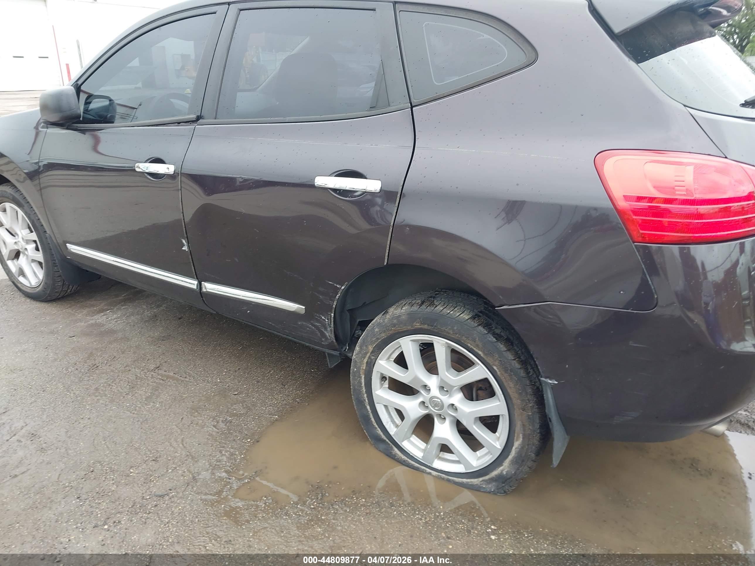 NISSAN ROGUE image 6