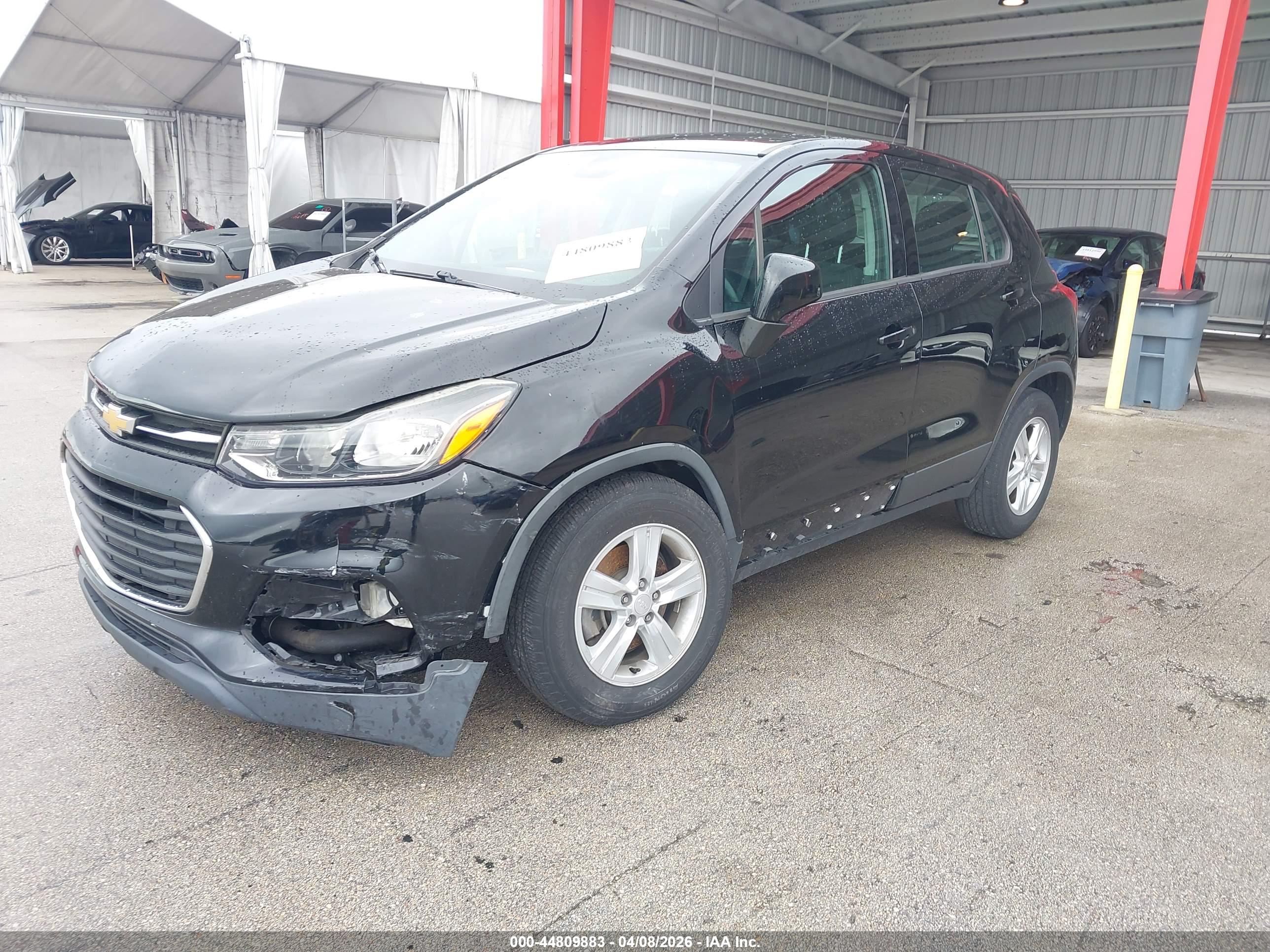 CHEVROLET TRAX image 6
