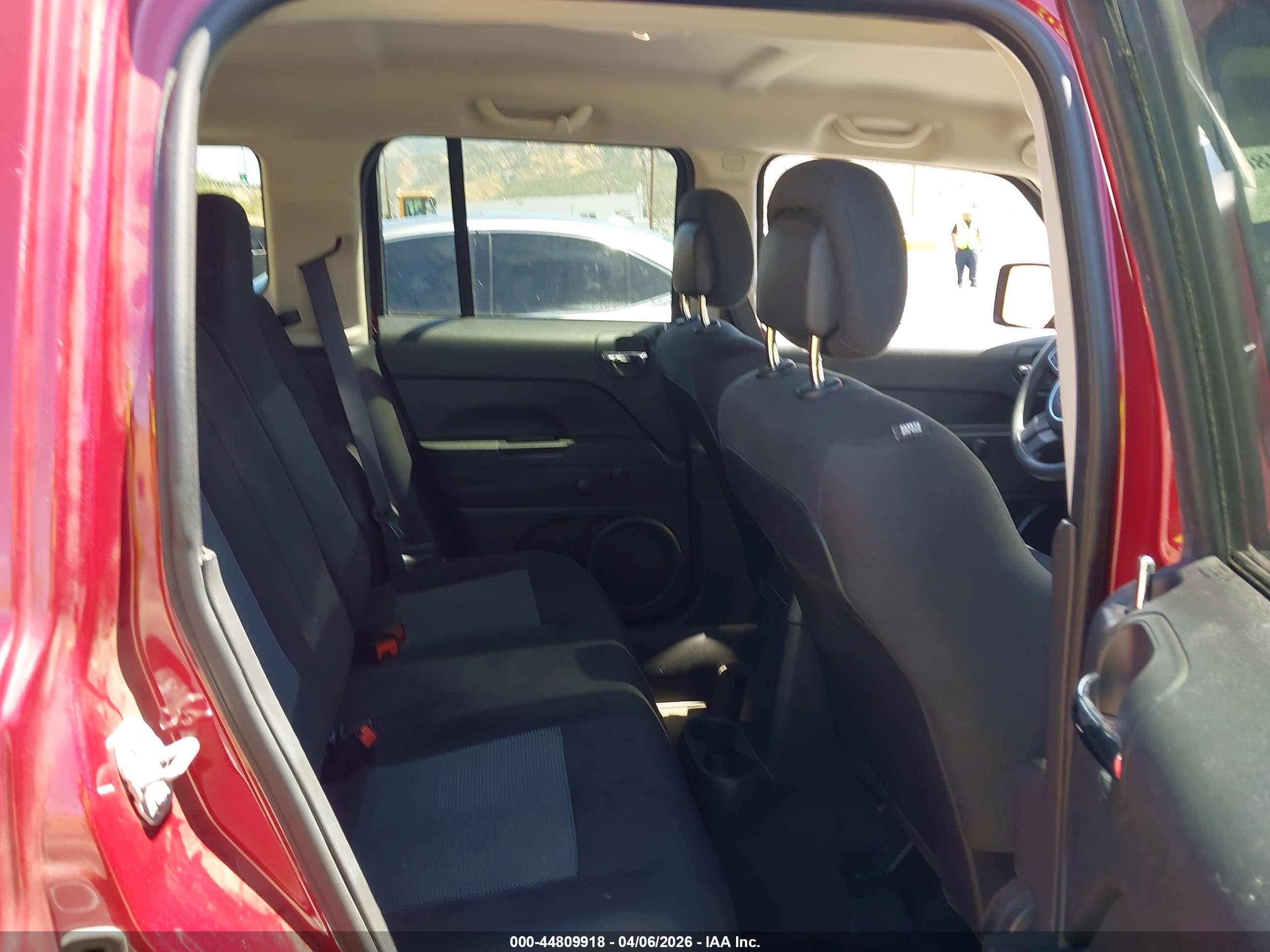 JEEP PATRIOT image 8