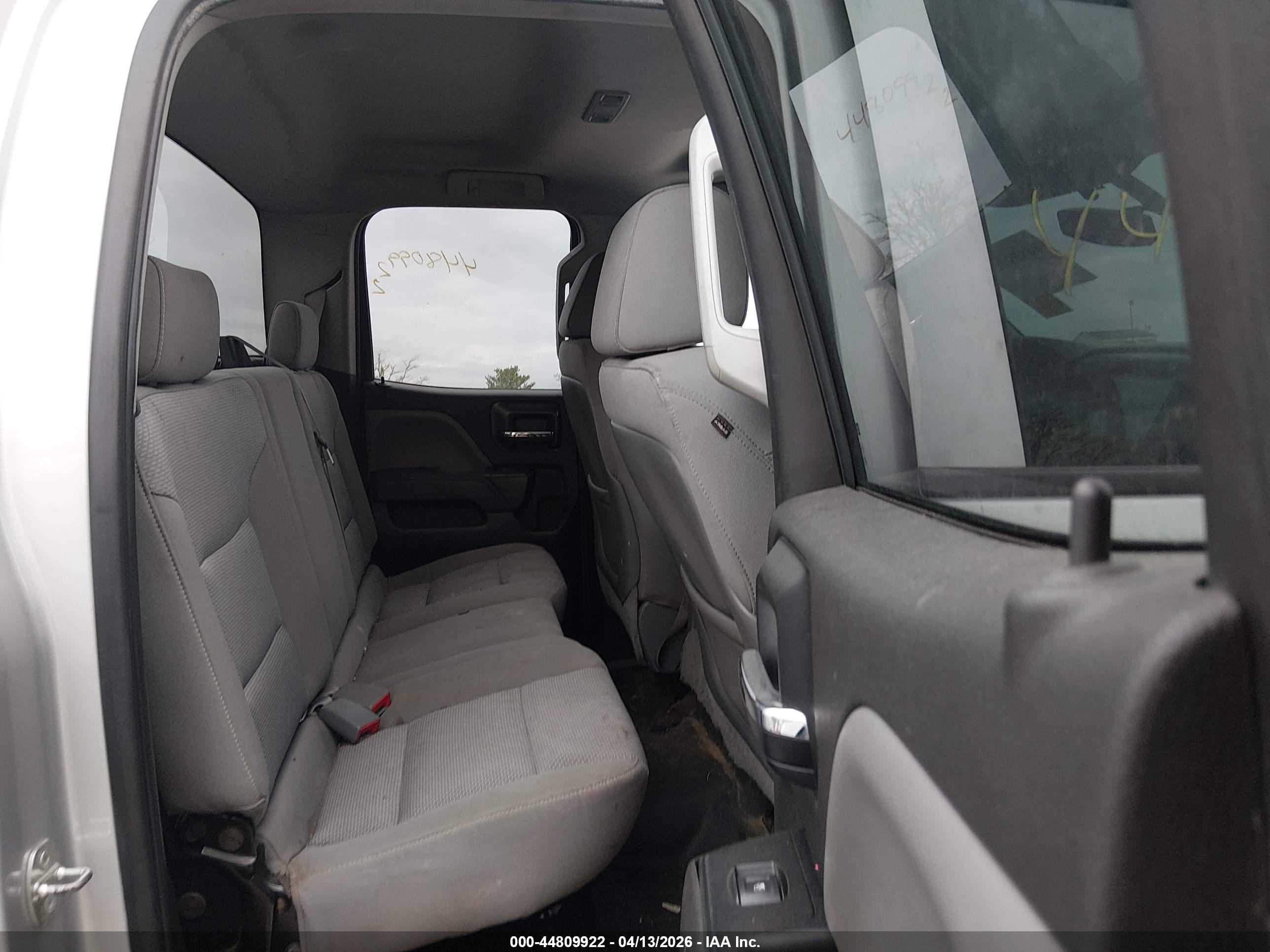 GMC SIERRA image 8