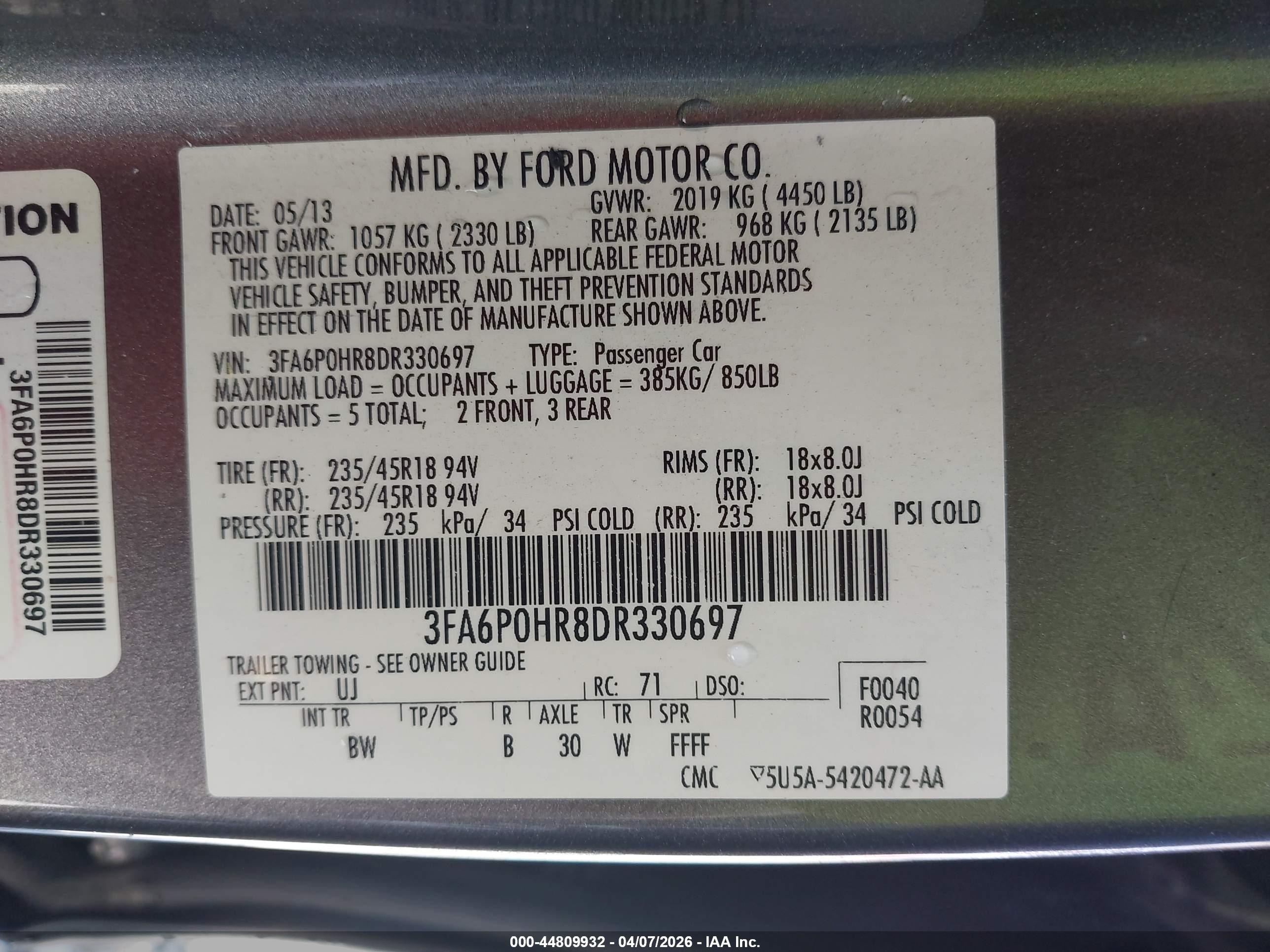 FORD FUSION image 9