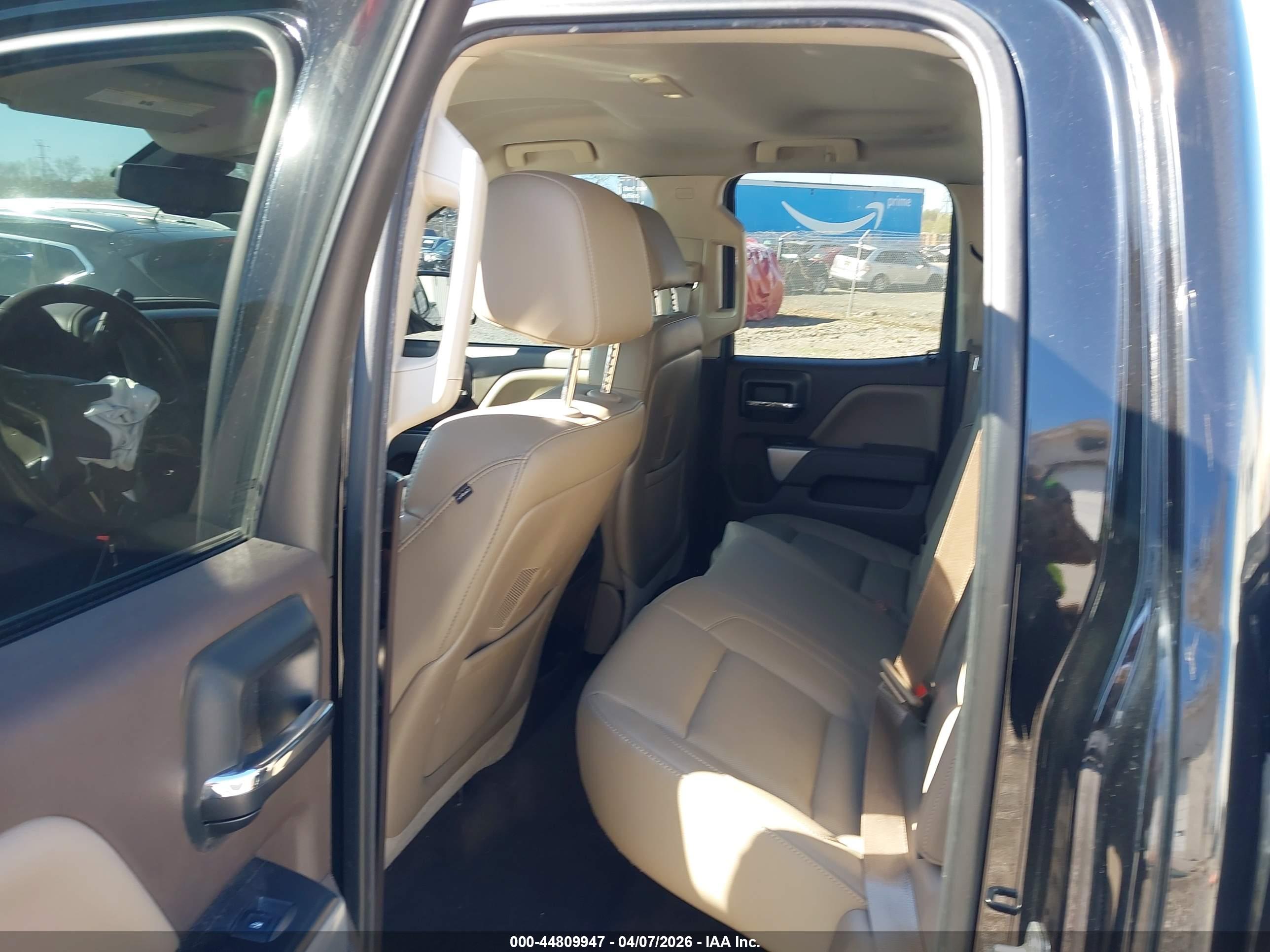 CHEVROLET SILVERADO image 8