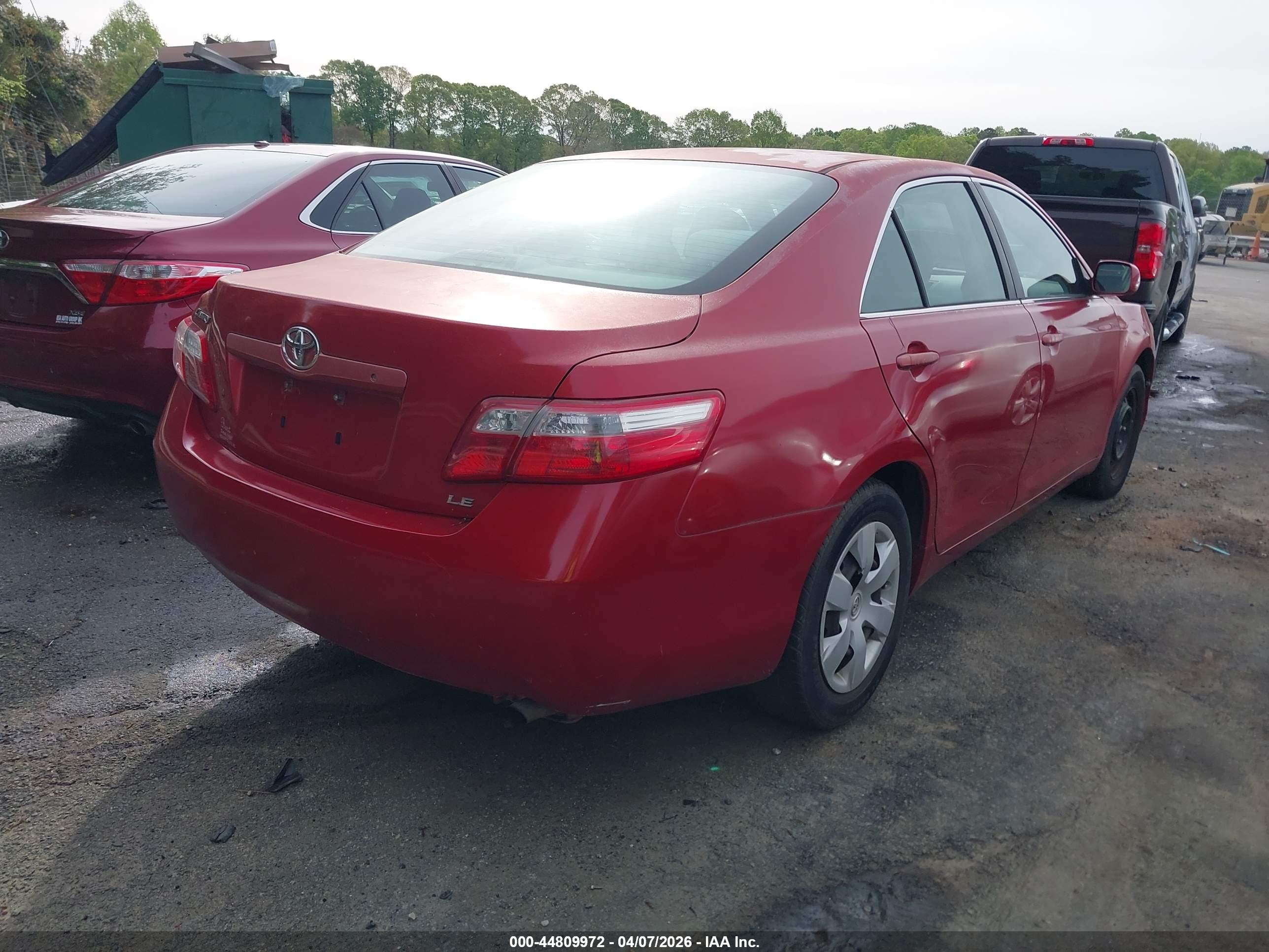 TOYOTA CAMRY image 4