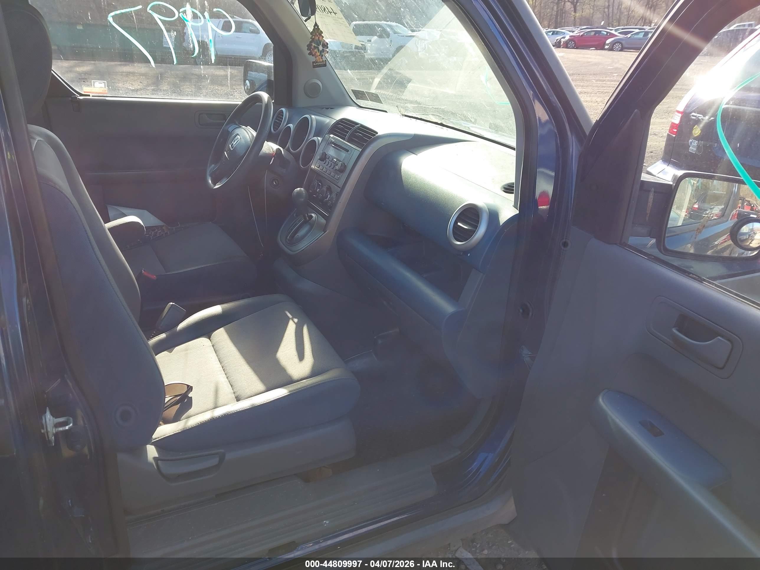 HONDA ELEMENT image 5
