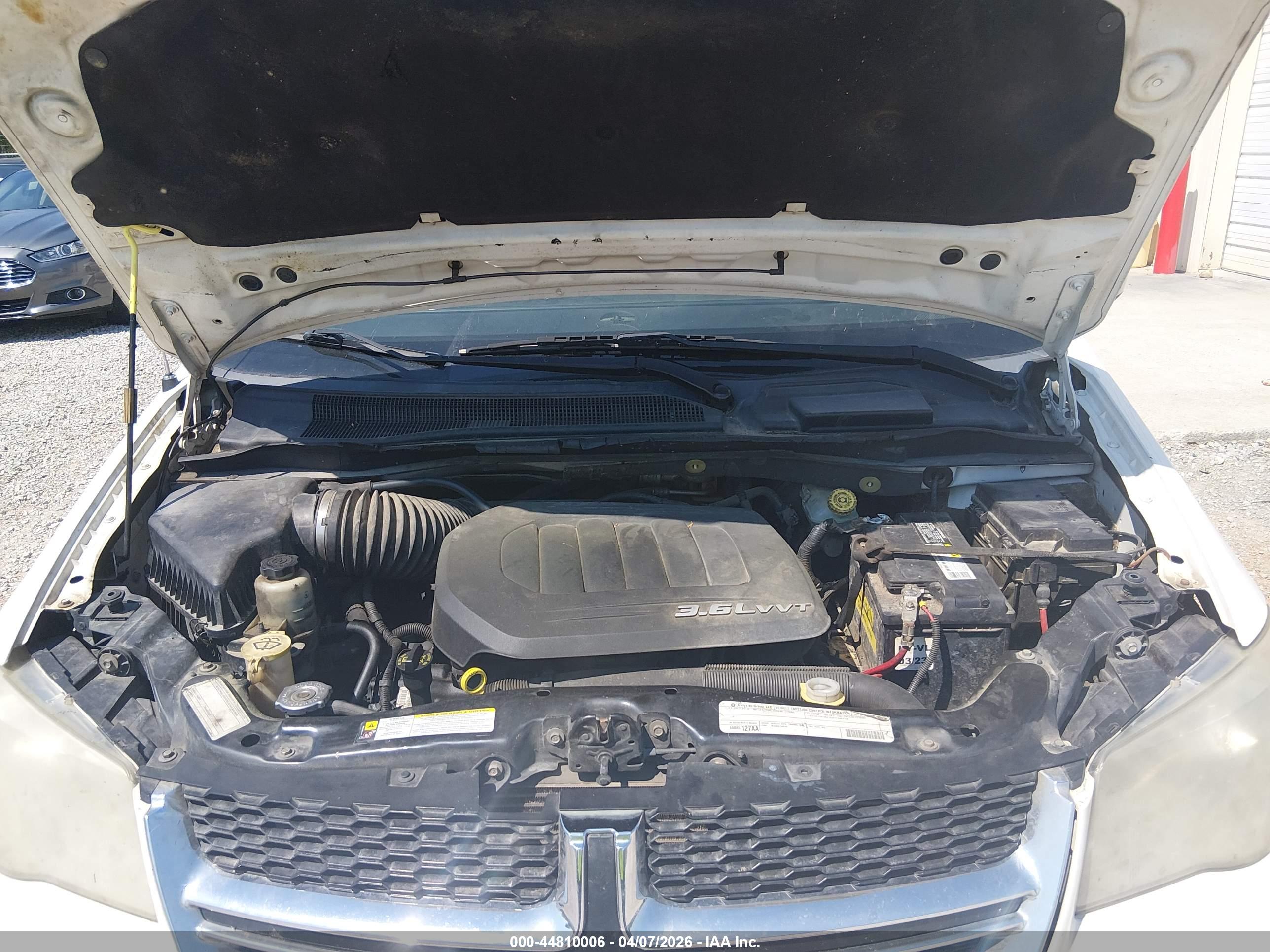 DODGE GRAND image 10