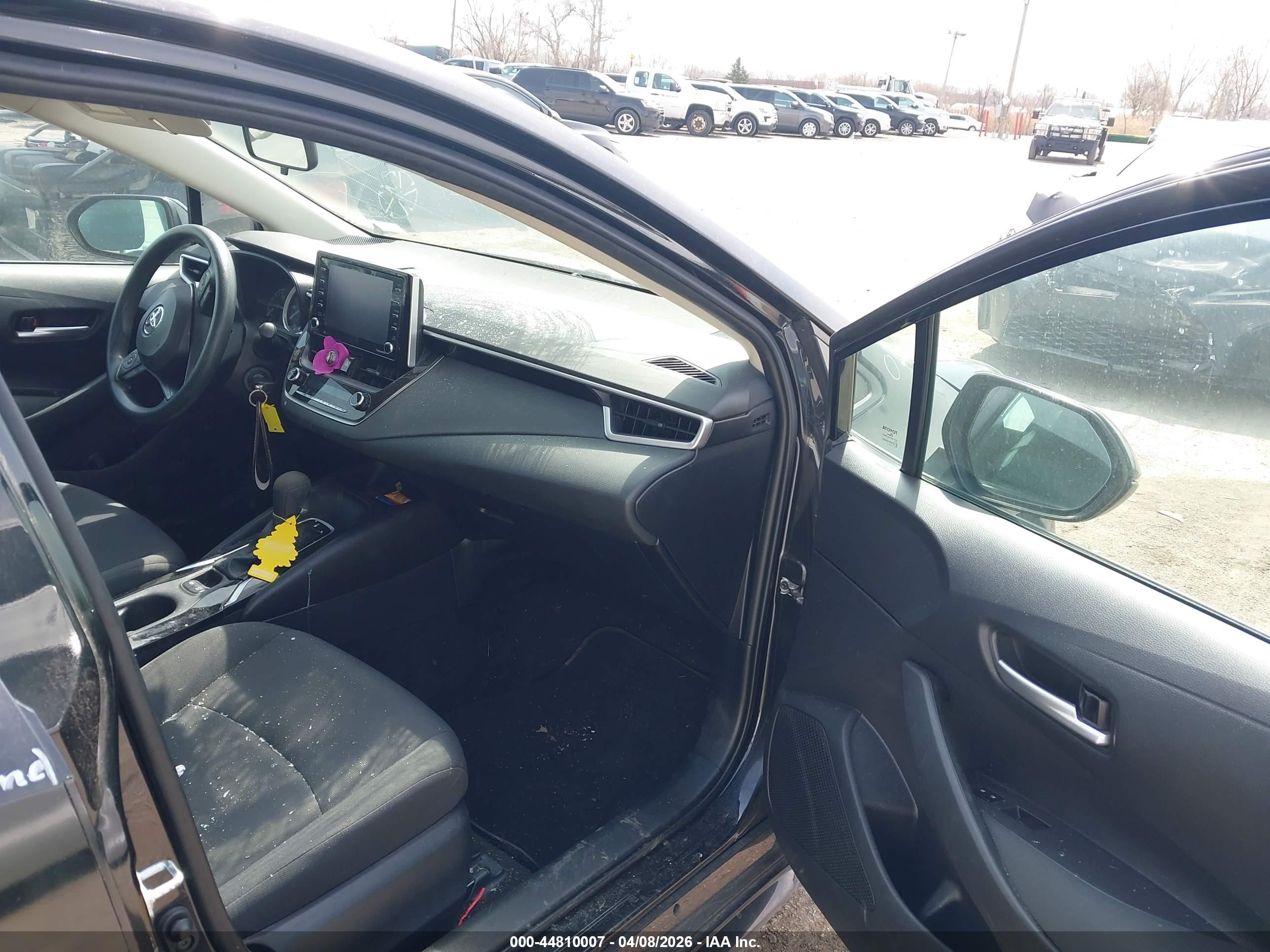 TOYOTA COROLLA image 5
