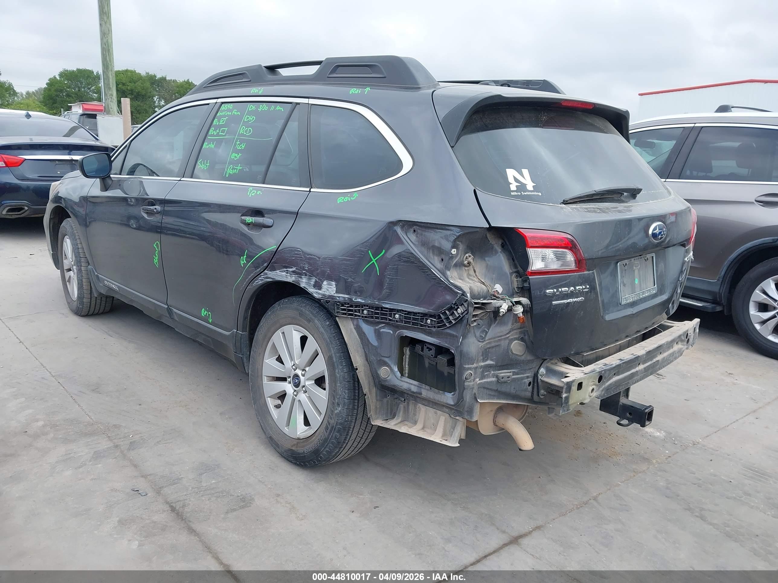 SUBARU OUTBACK image 3