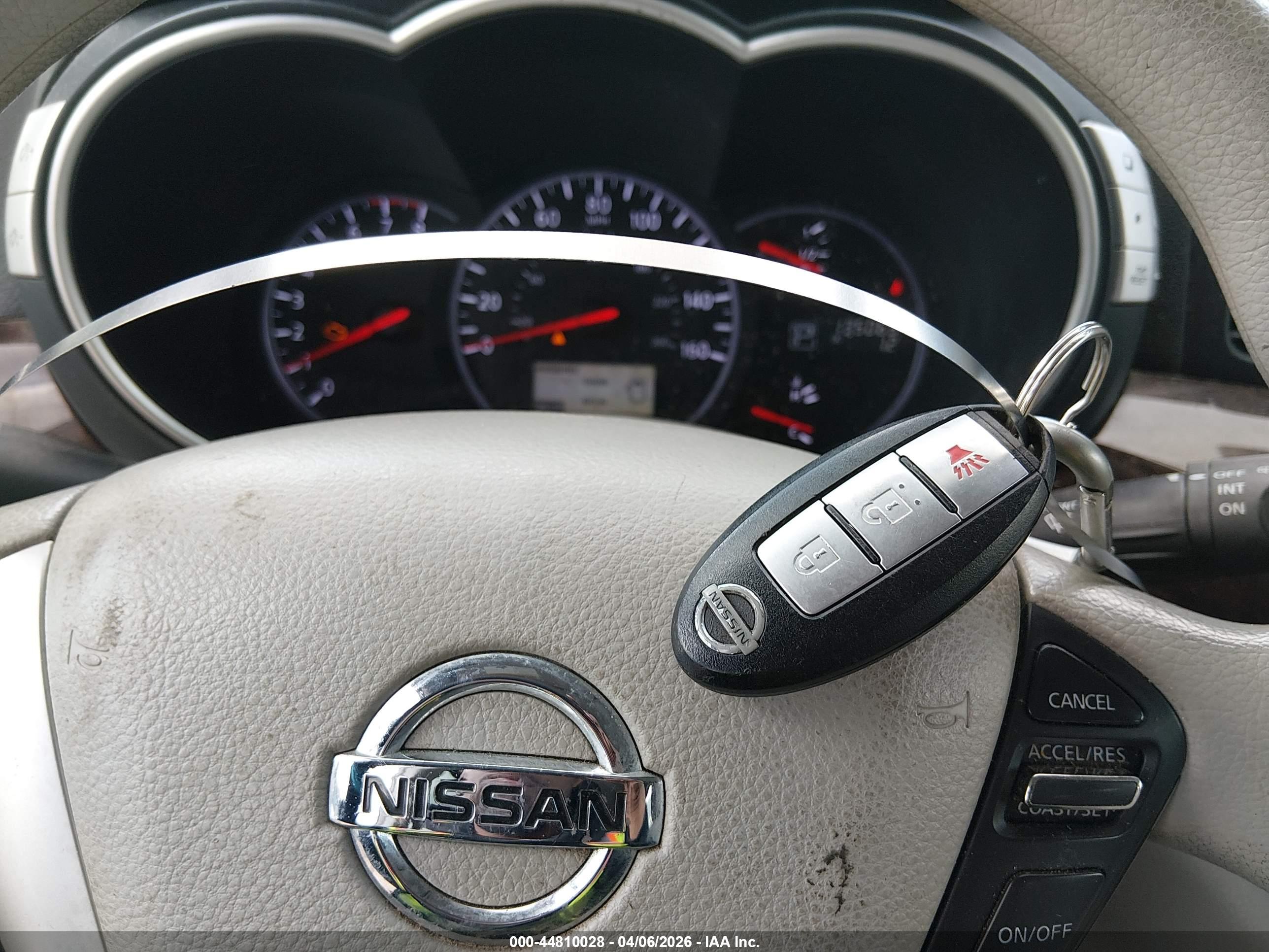 NISSAN QUEST image 11