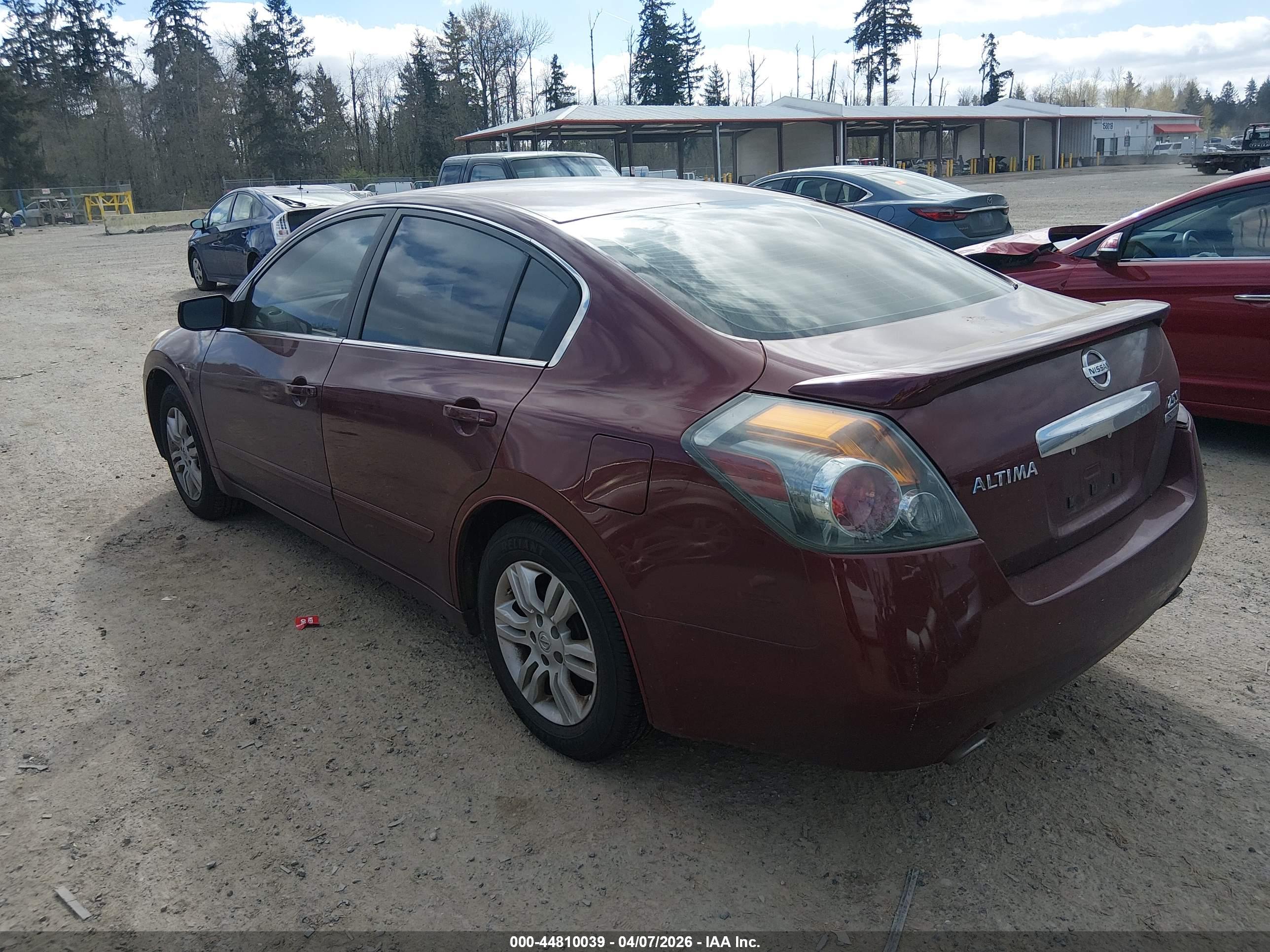 NISSAN ALTIMA image 3