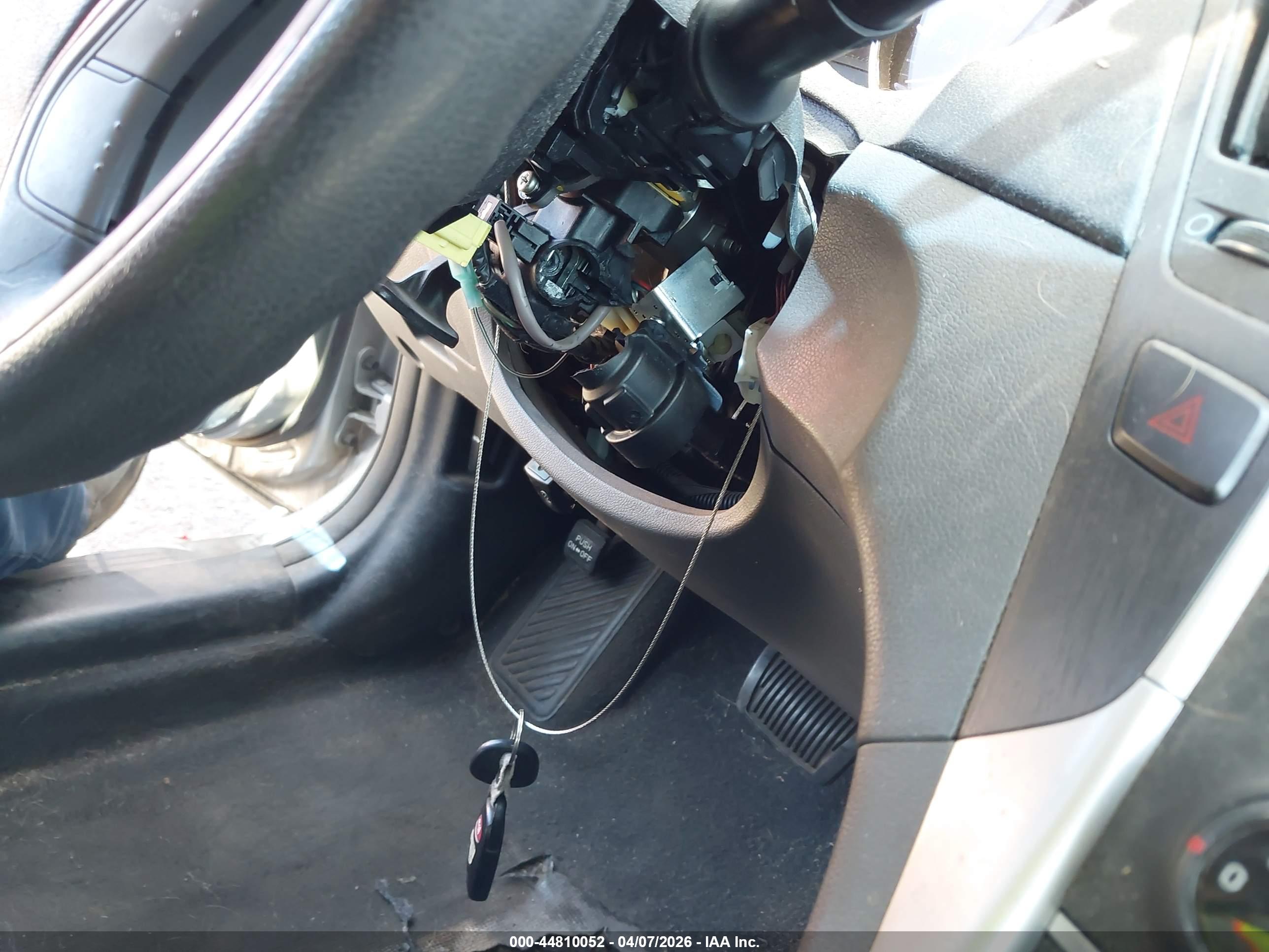 HYUNDAI SONATA image 6