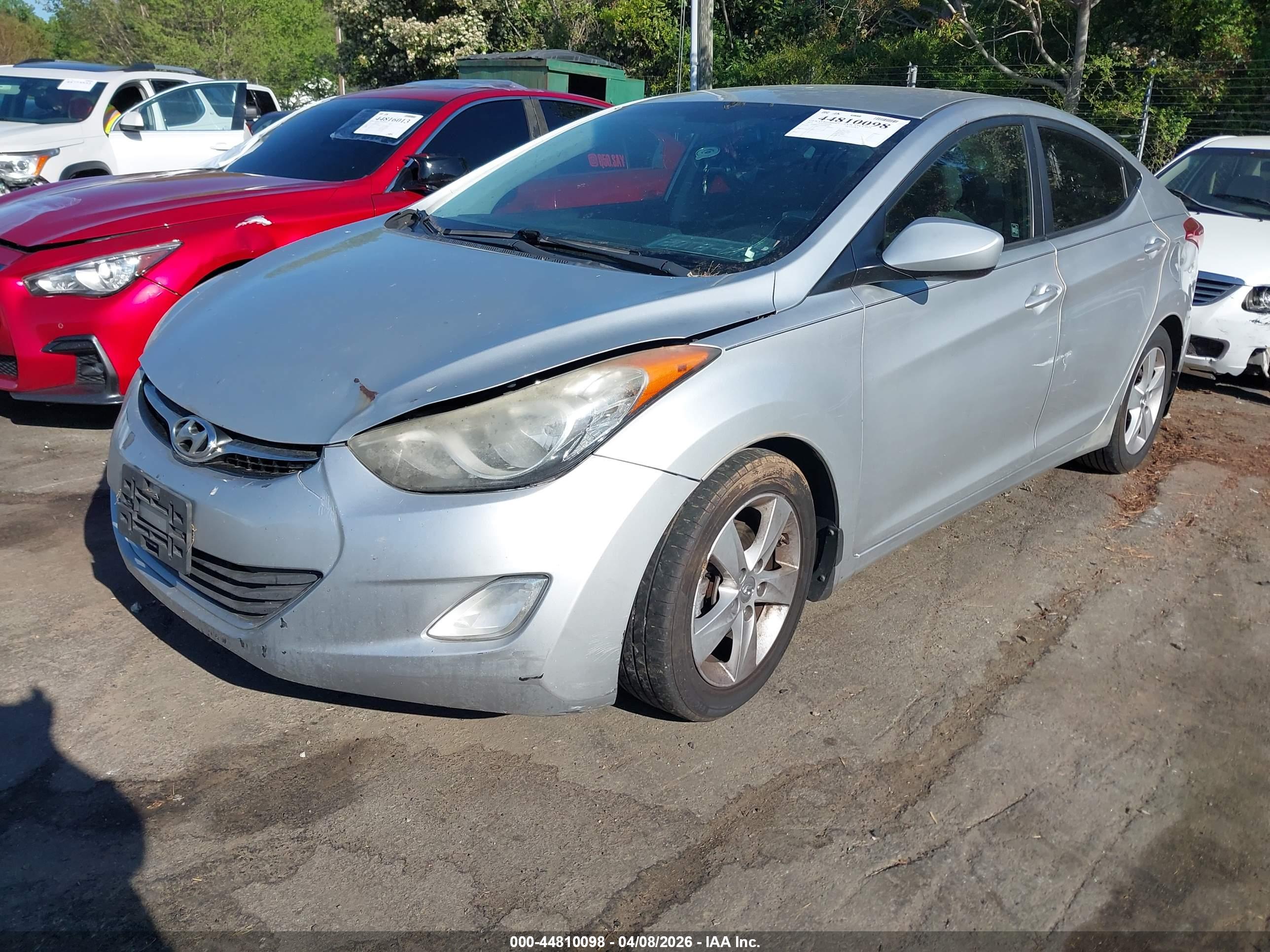 HYUNDAI ELANTRA image 2