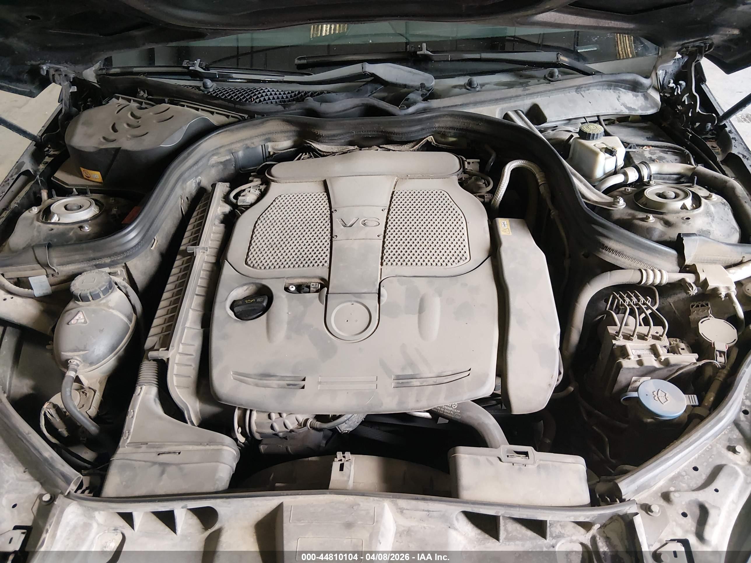 MERCEDES-BENZ E image 10