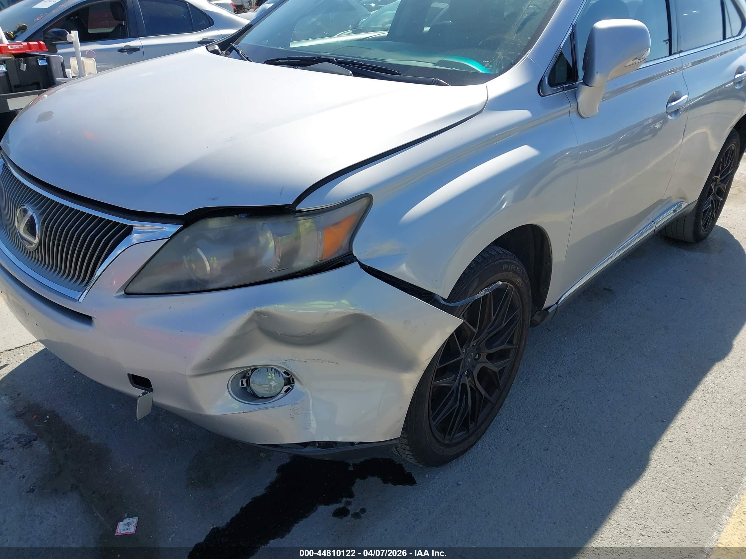 LEXUS RX image 6