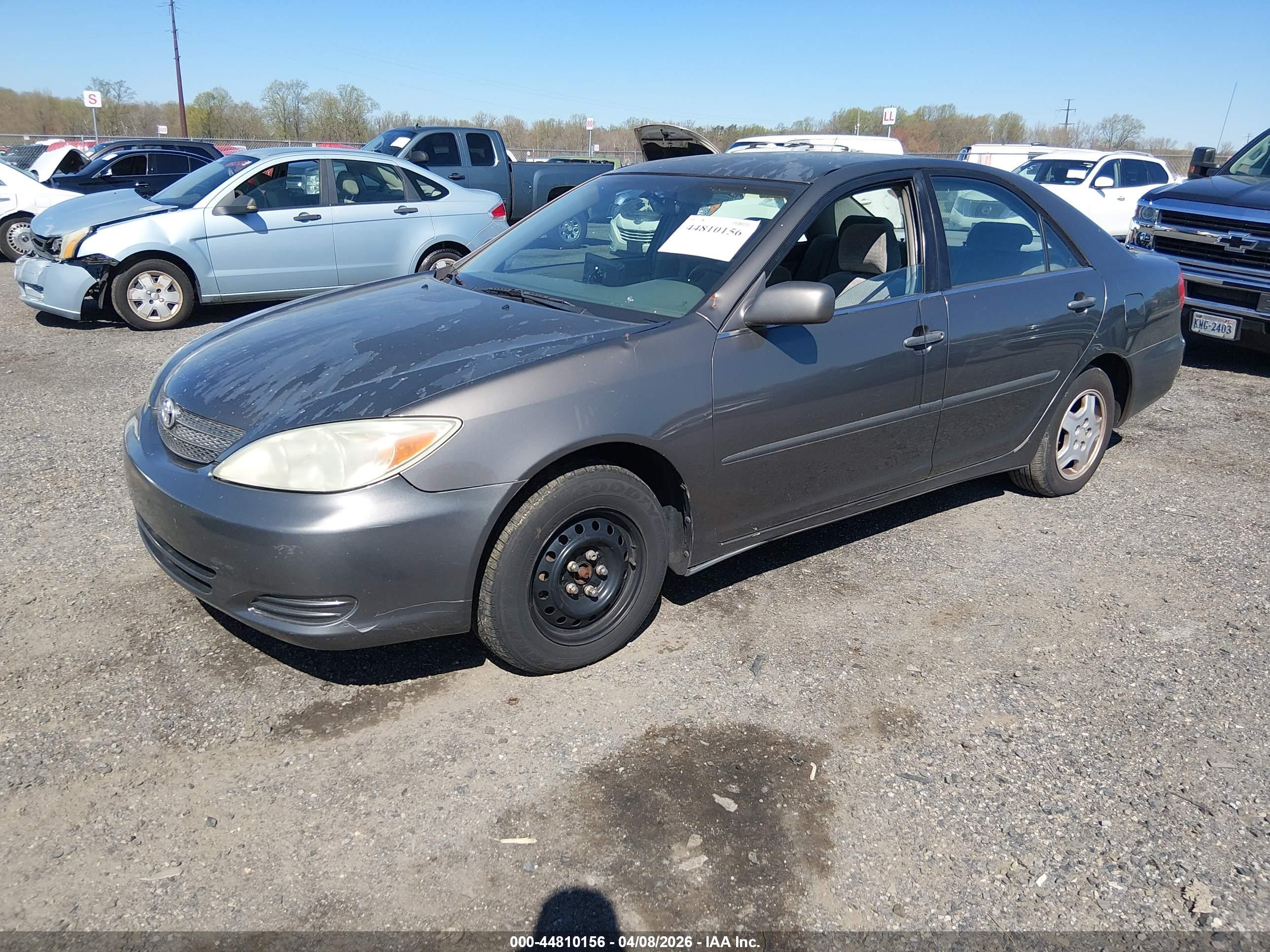 TOYOTA CAMRY image 2