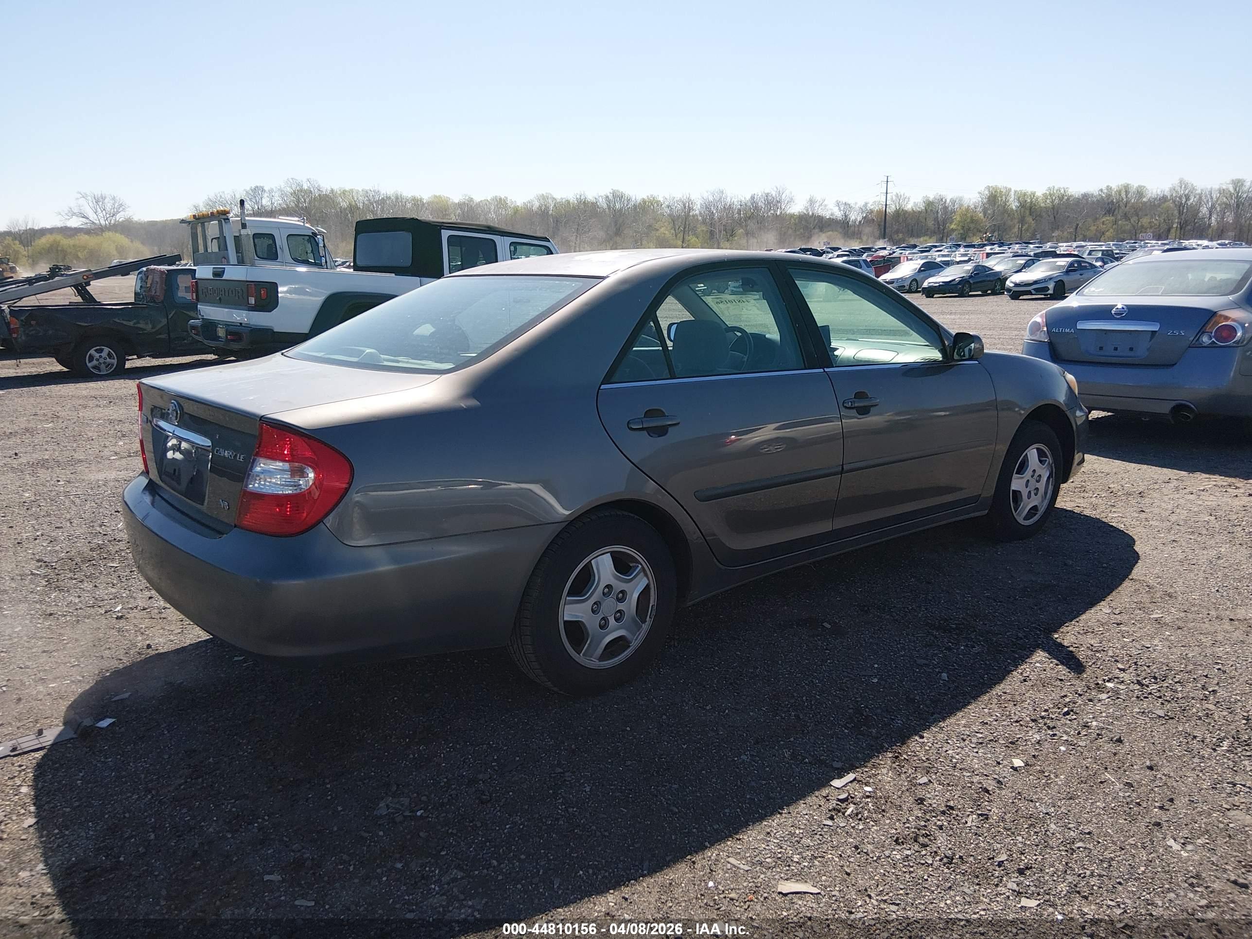 TOYOTA CAMRY image 4
